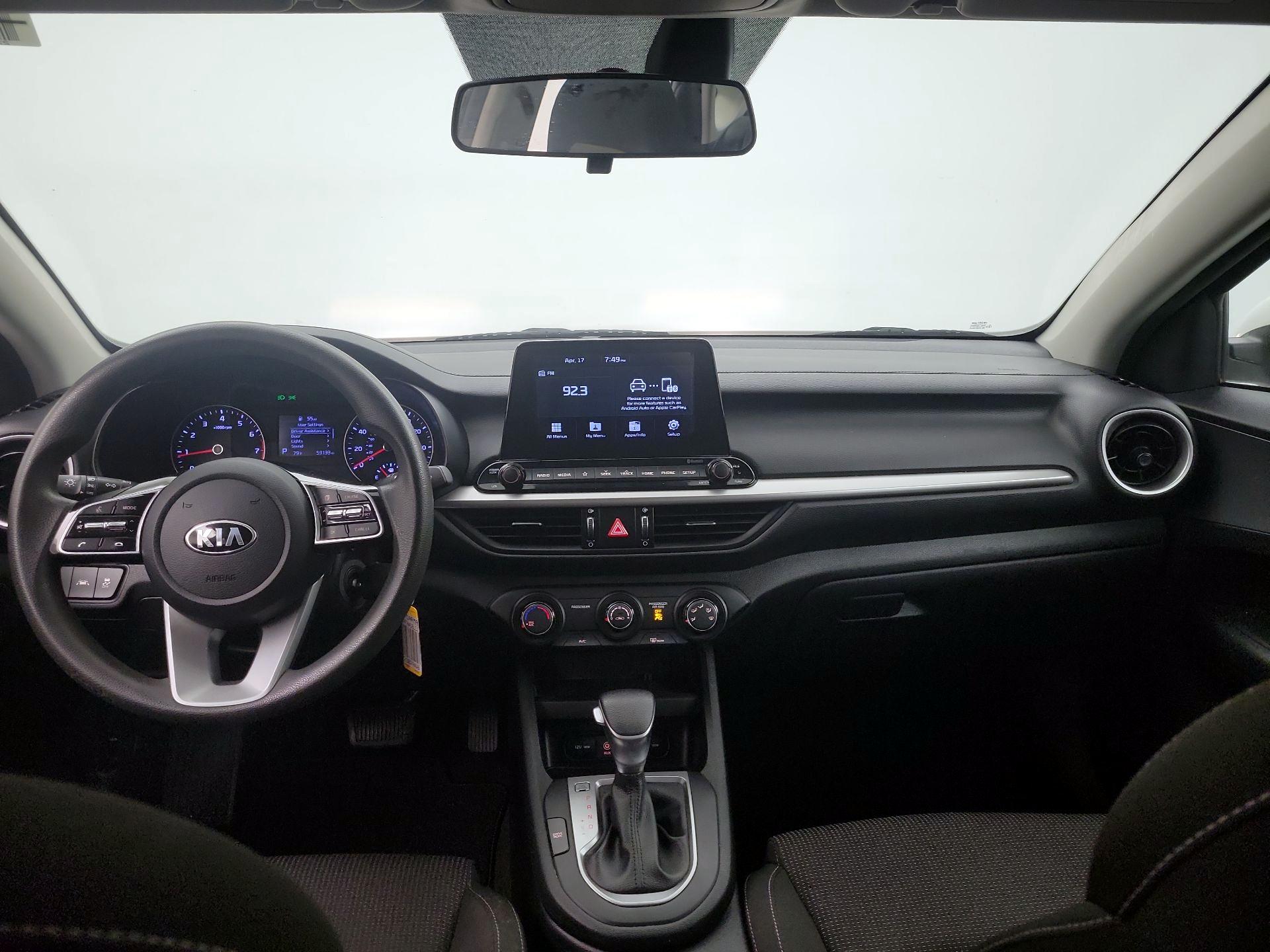 Thumbnail: 2020 Kia Forte - 9