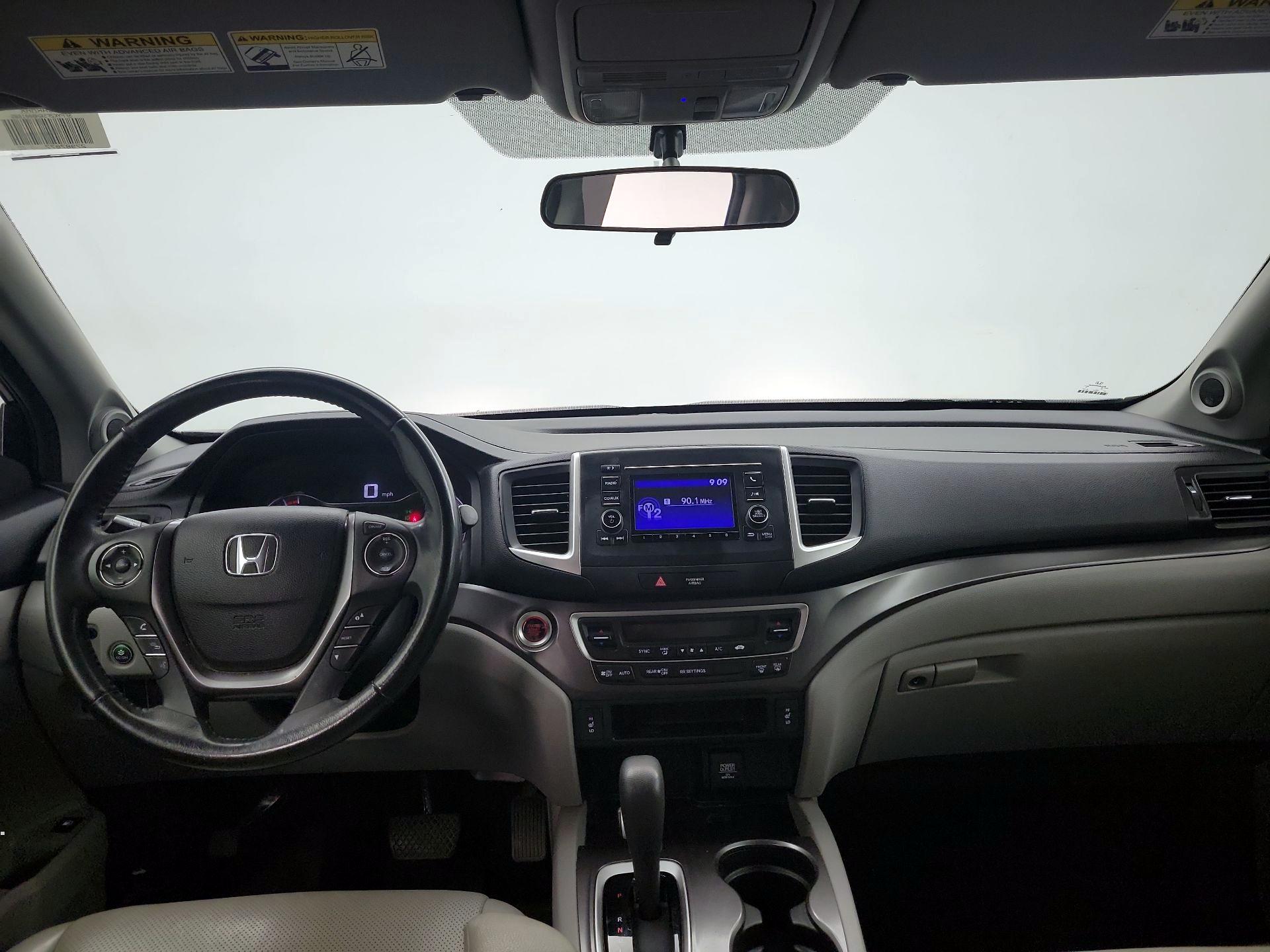 Thumbnail: 2017 Honda Ridgeline - 9