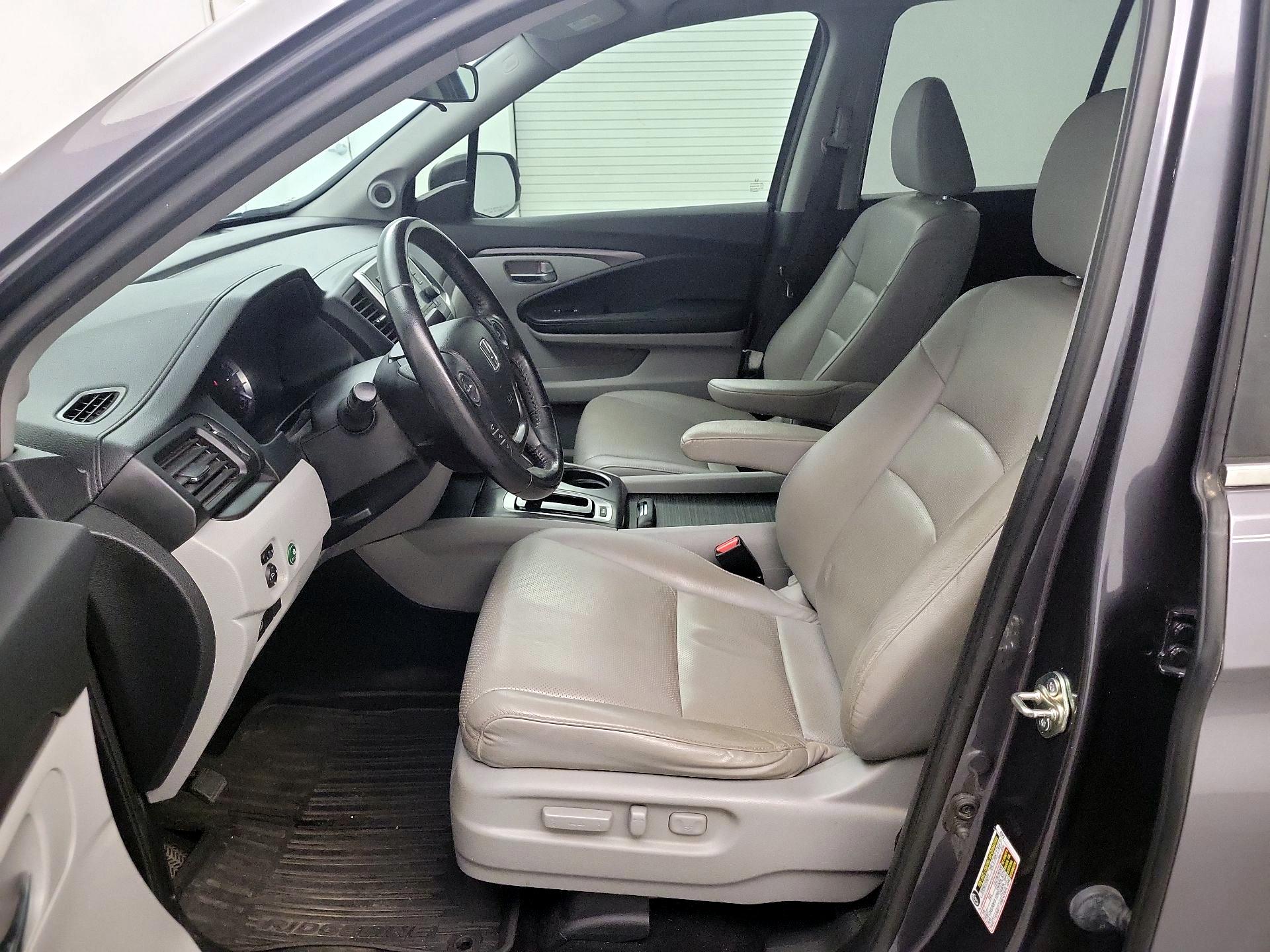 Thumbnail: 2017 Honda Ridgeline - 11