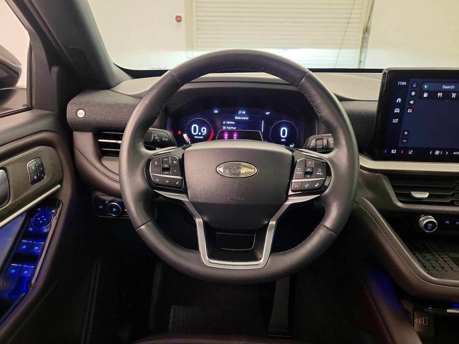 2025 Ford Explorer Platinum - Photo 11