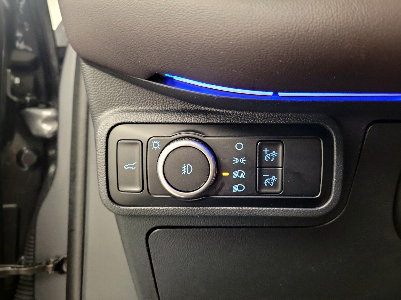 2025 Ford Explorer Platinum - Photo 14