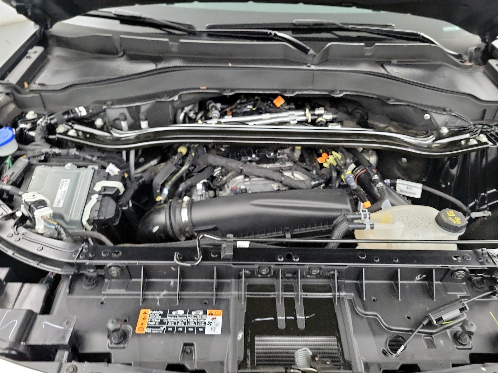 2025 Ford Explorer Platinum - Photo 25