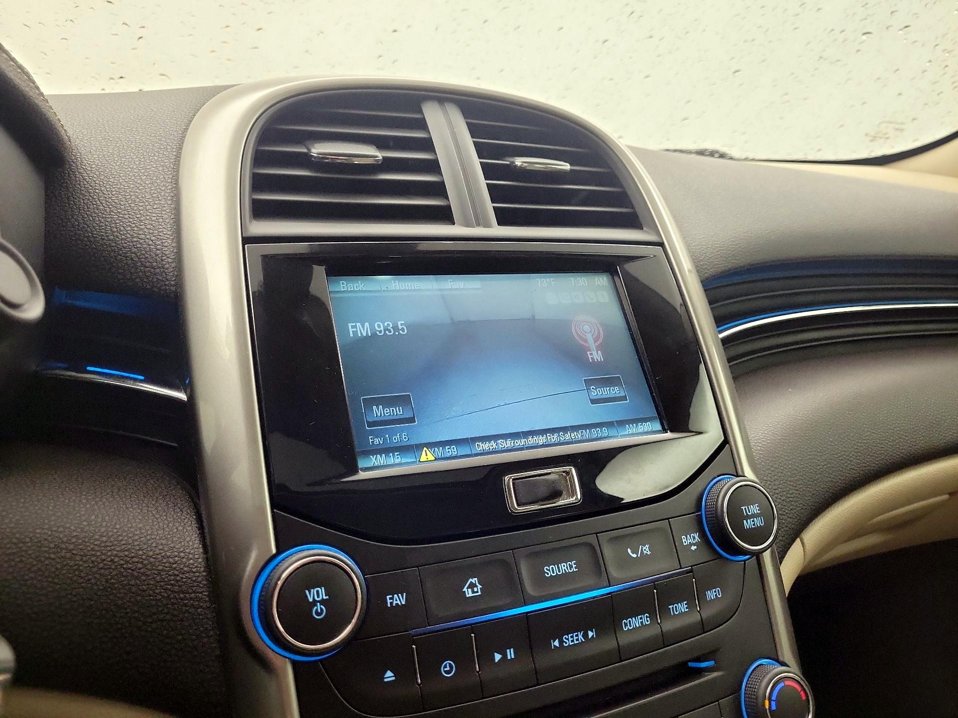 Thumbnail: 2014 Chevrolet Malibu - 14