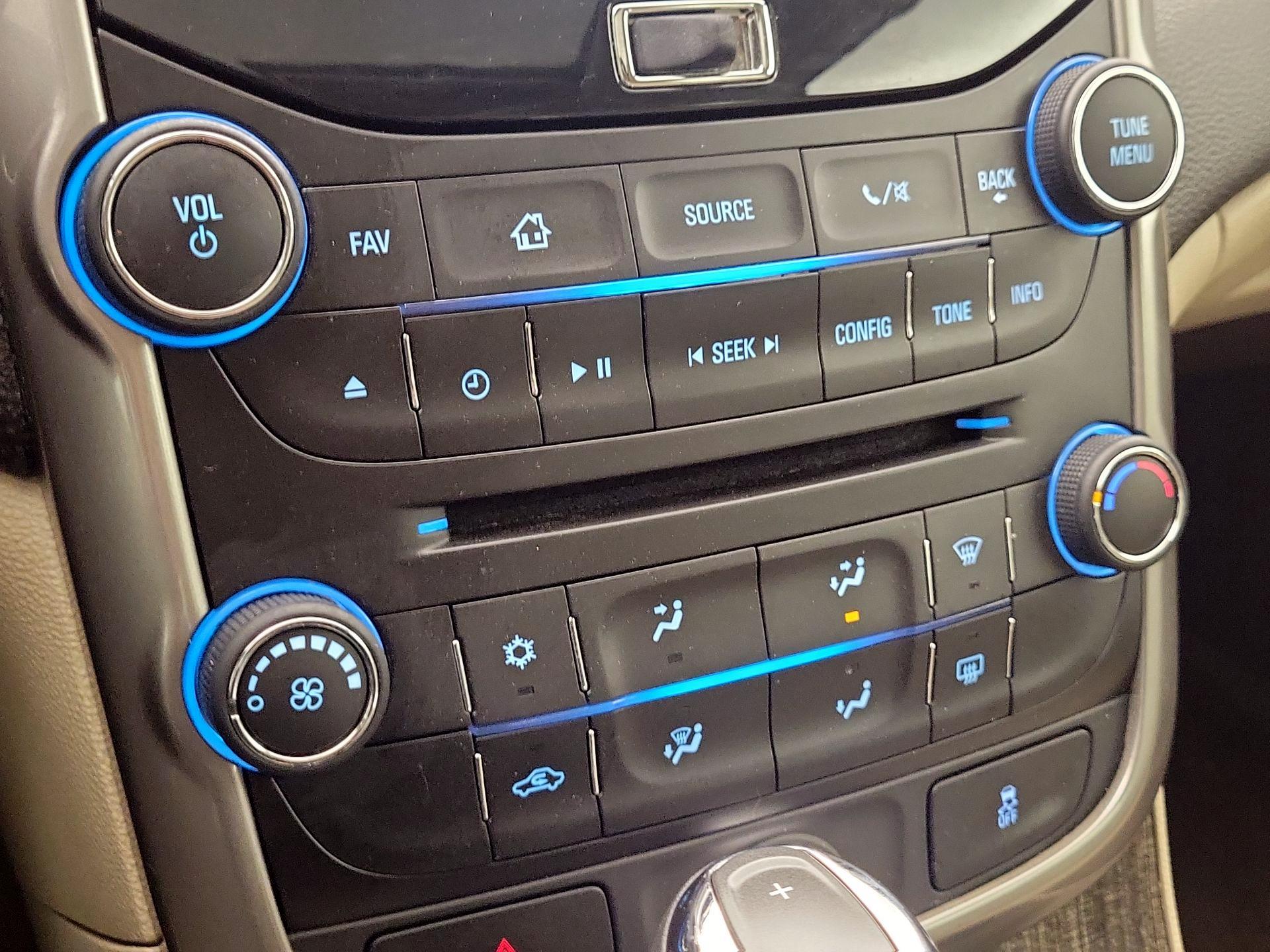 Thumbnail: 2014 Chevrolet Malibu - 16