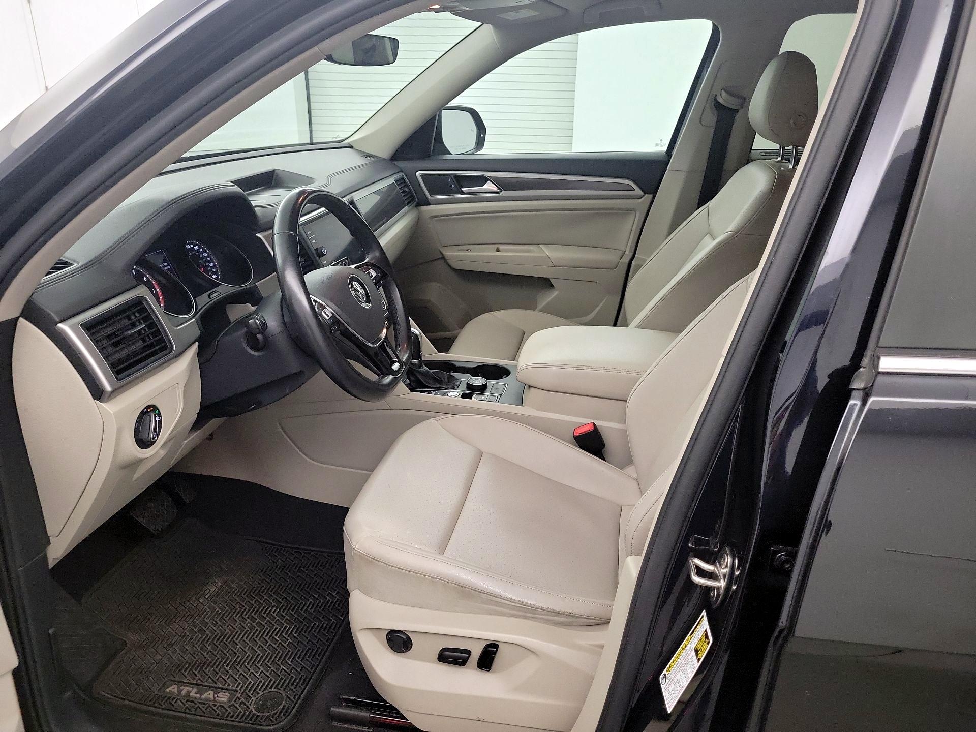 Thumbnail: 2019 Volkswagen Atlas - 9