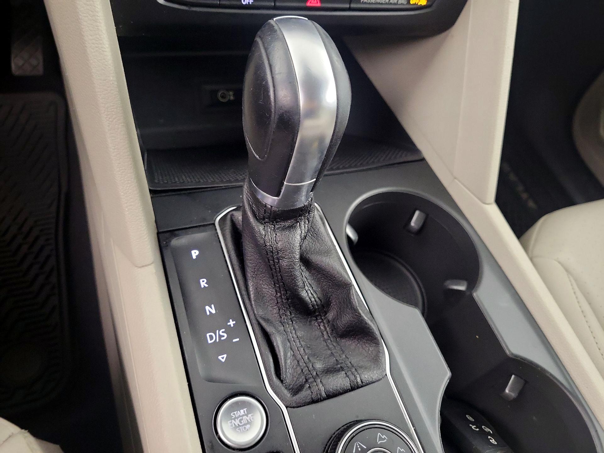 Thumbnail: 2019 Volkswagen Atlas - 14