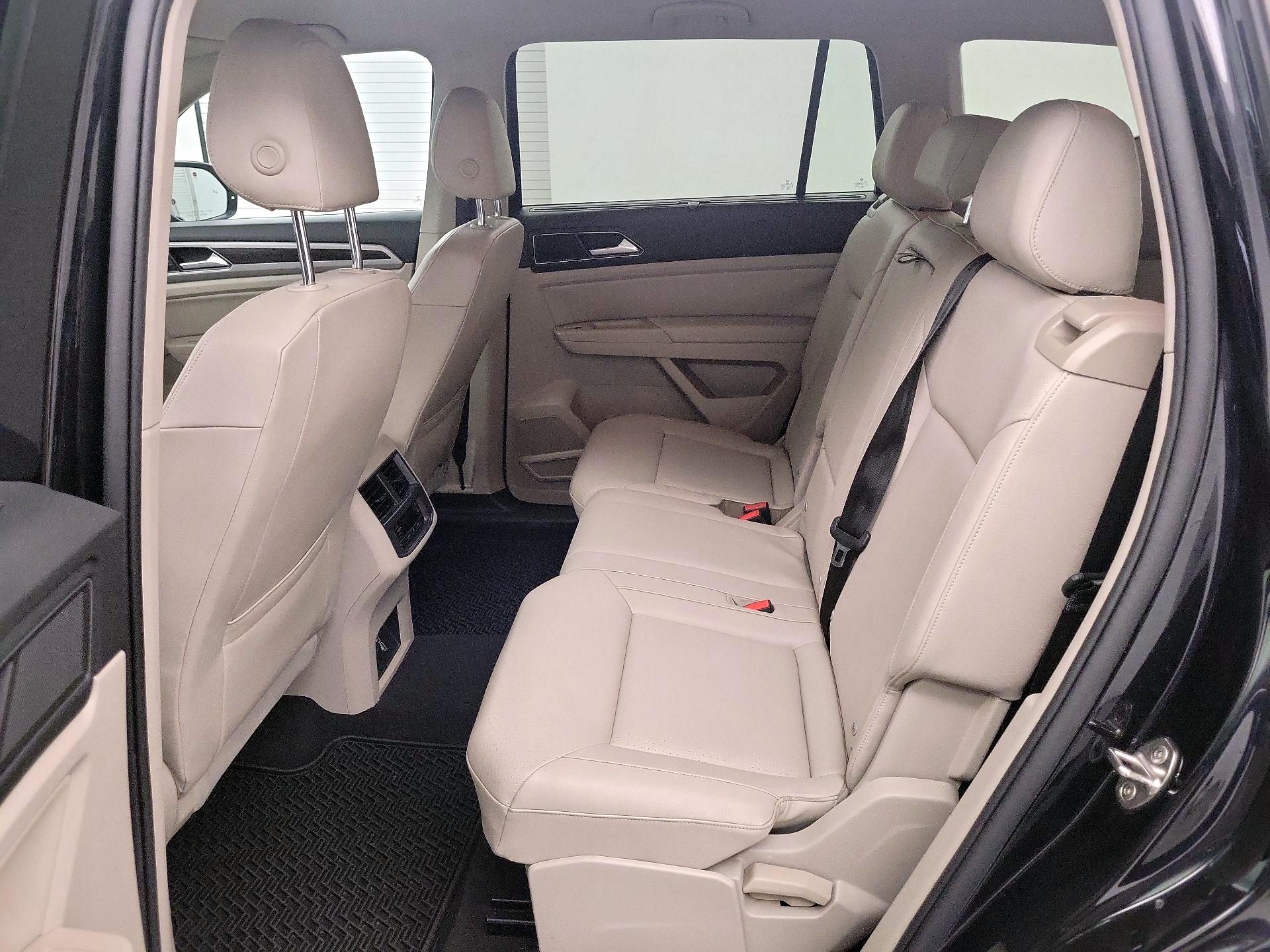 Thumbnail: 2019 Volkswagen Atlas - 16