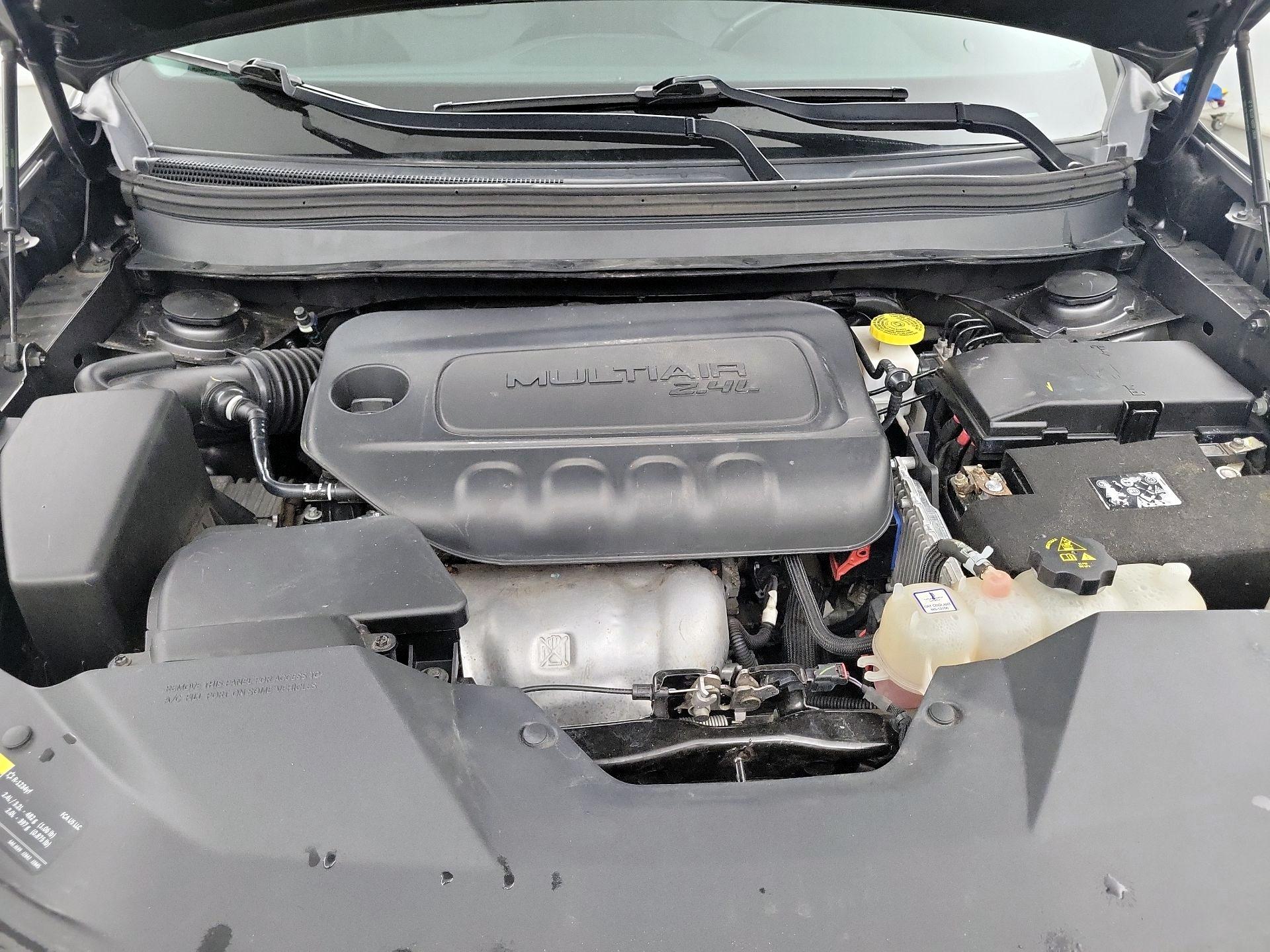 Thumbnail: 2019 Jeep Cherokee - 19