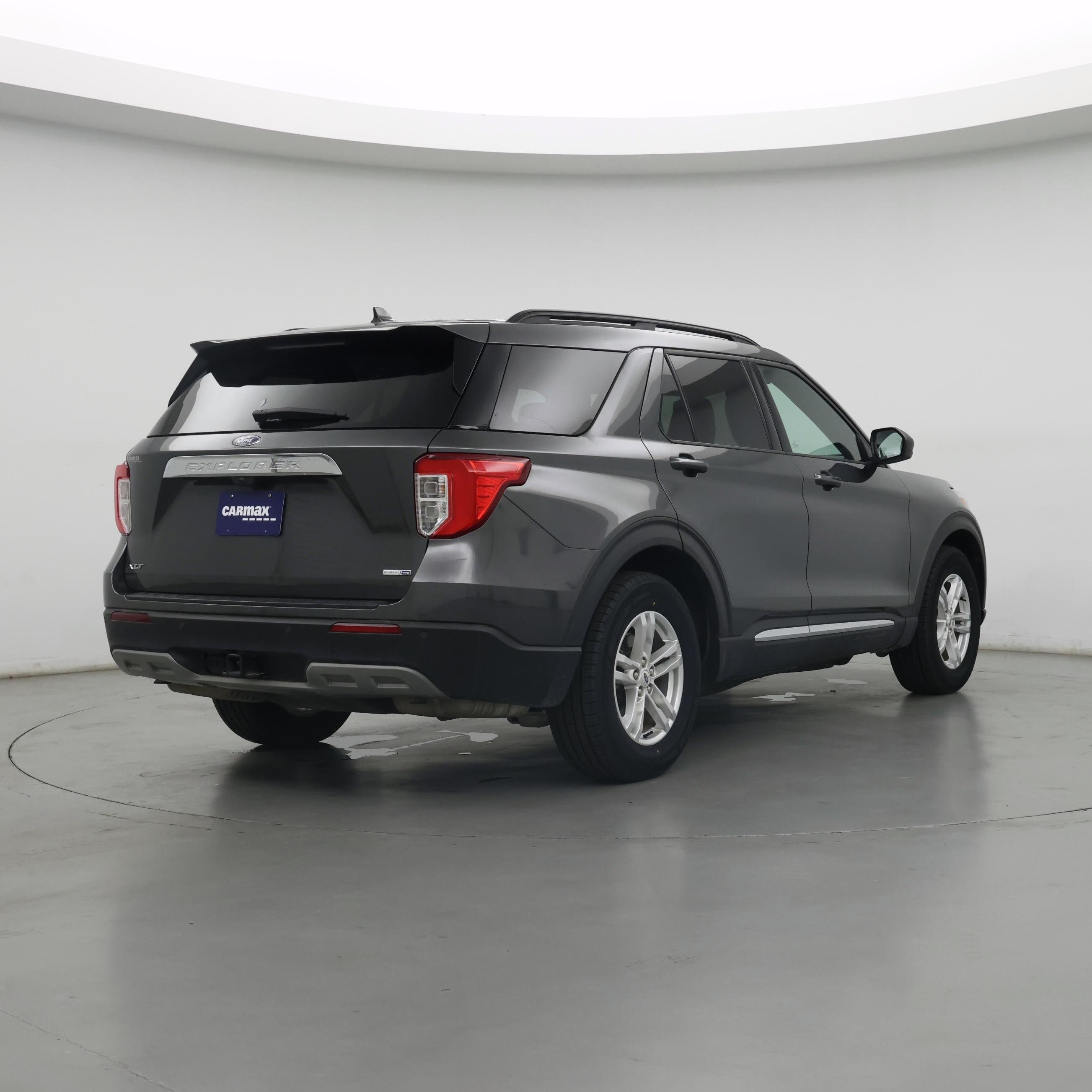 Thumbnail: 2020 Ford Explorer - 8
