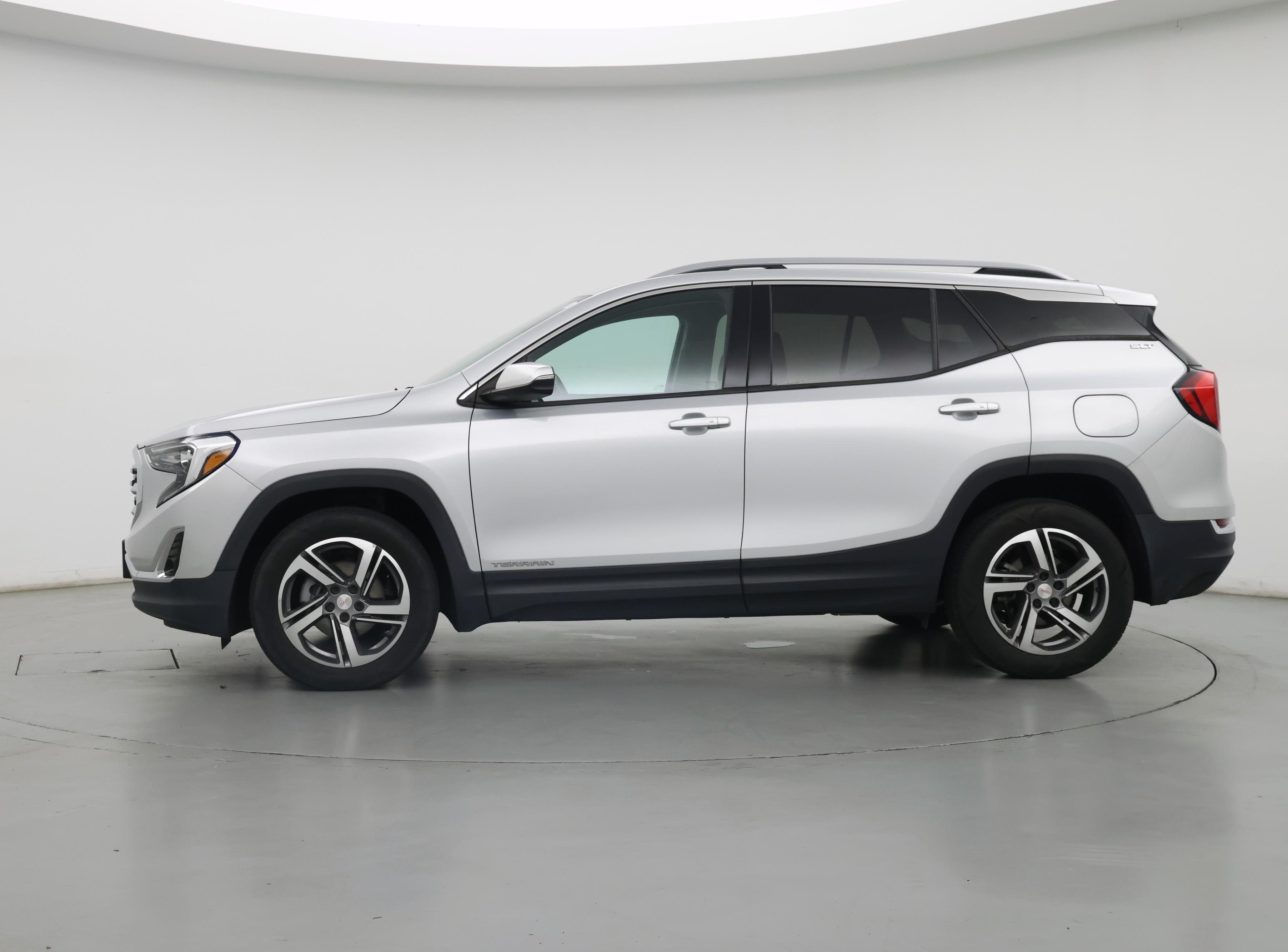 Thumbnail: 2021 GMC Terrain - 3