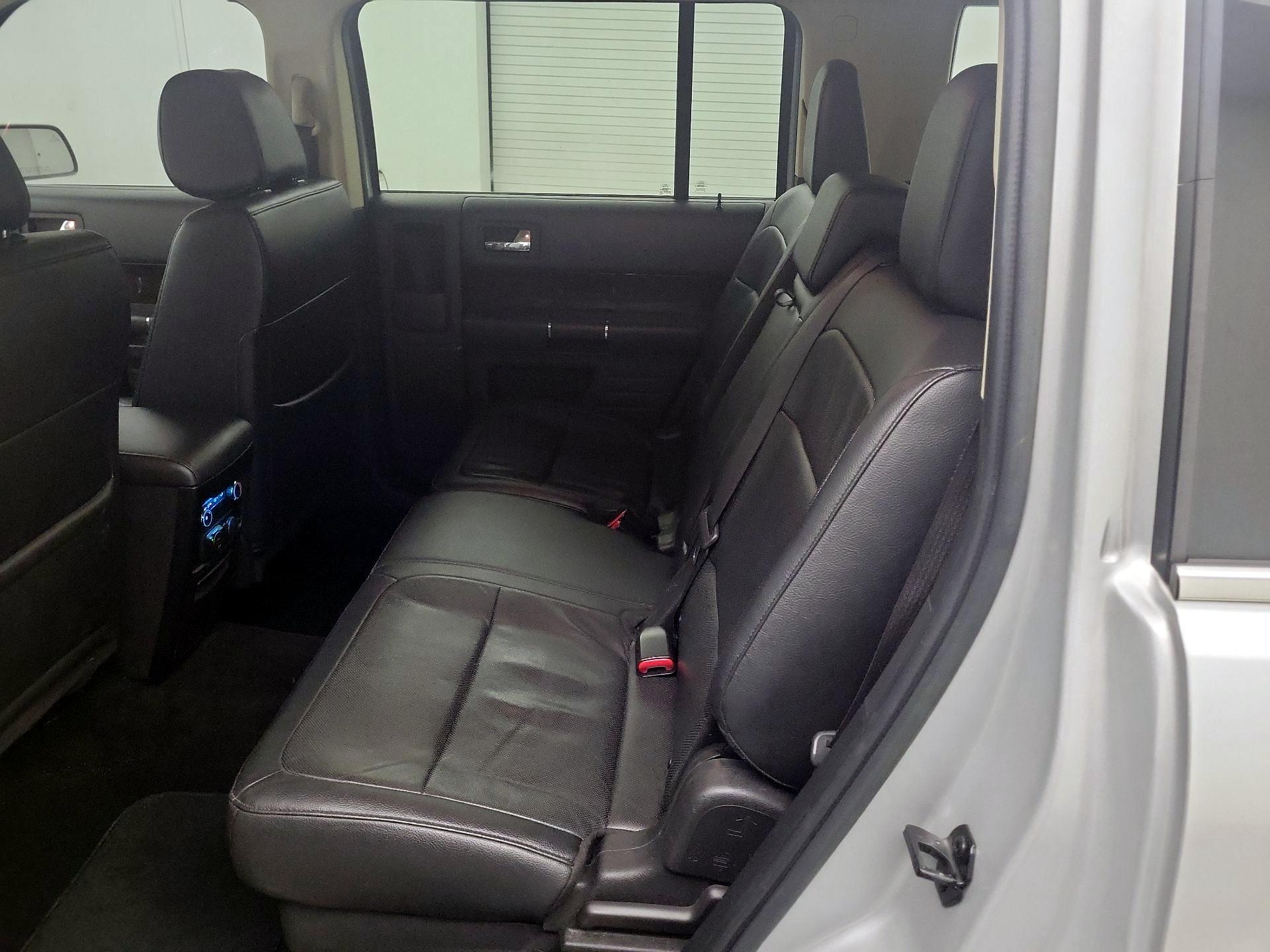 Thumbnail: 2019 Ford Flex - 20