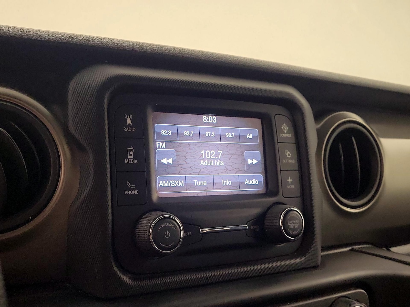 2018 Jeep All-New Wrangler Sport - Photo 16
