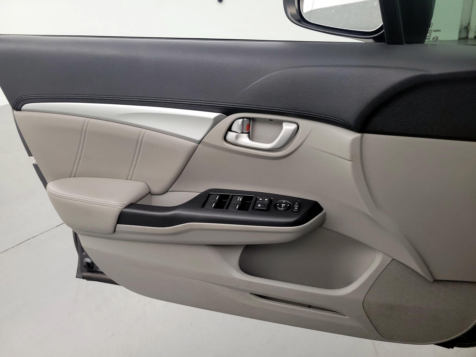 Thumbnail: 2015 Honda Civic - 12