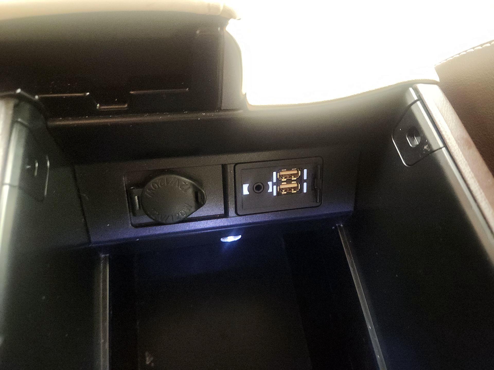 Thumbnail: 2016 Lexus RX - 19