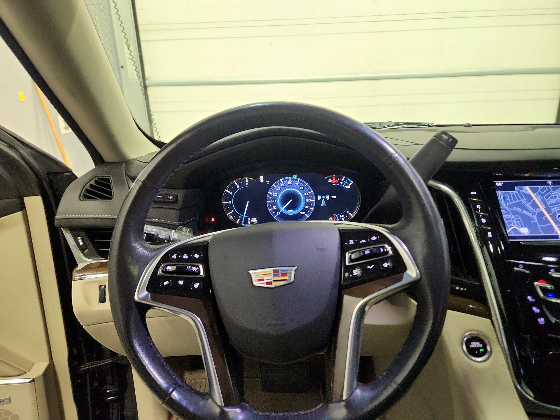 Thumbnail: 2020 Cadillac Escalade - 10