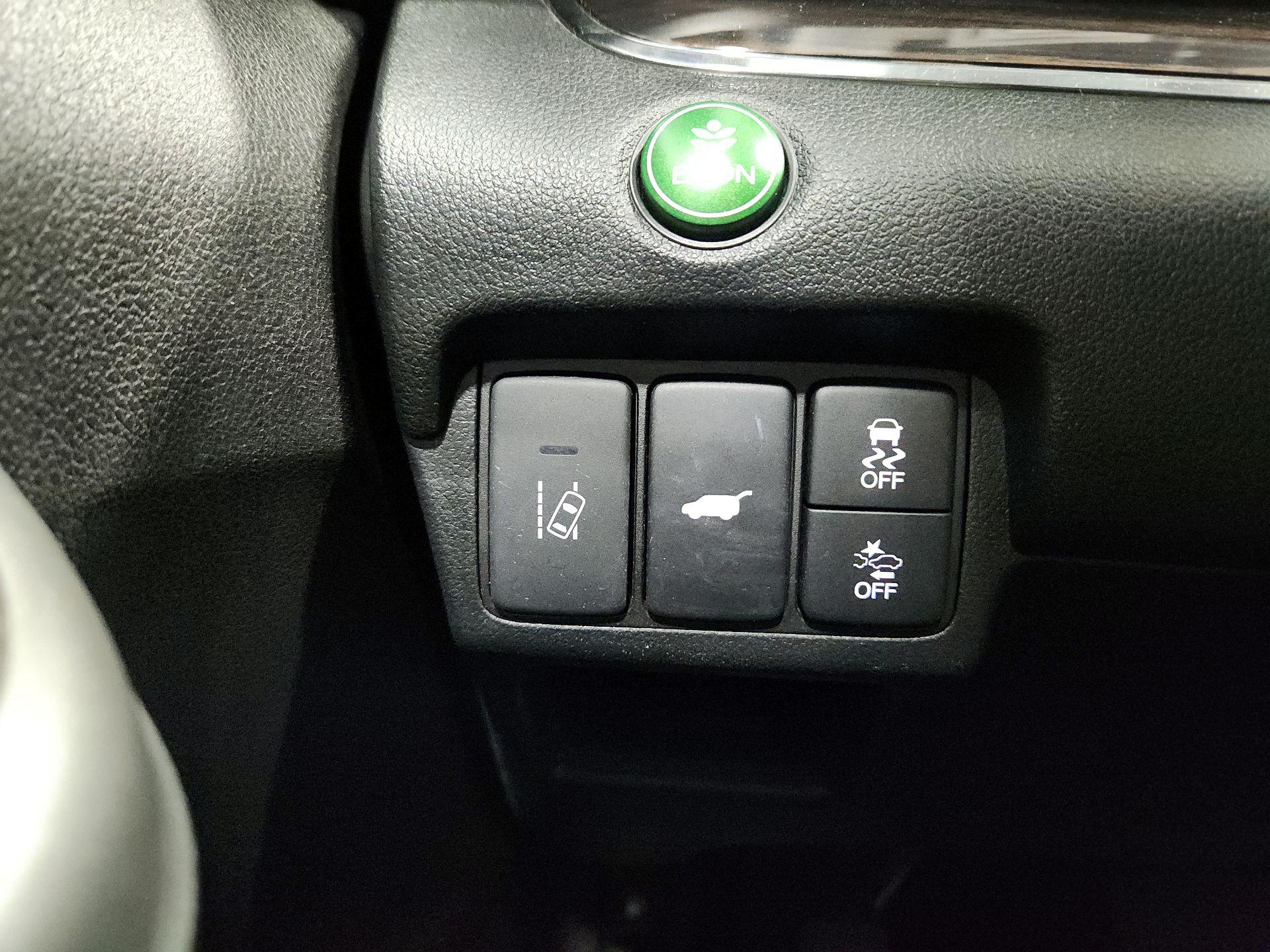 Thumbnail: 2016 Honda CR-V - 13