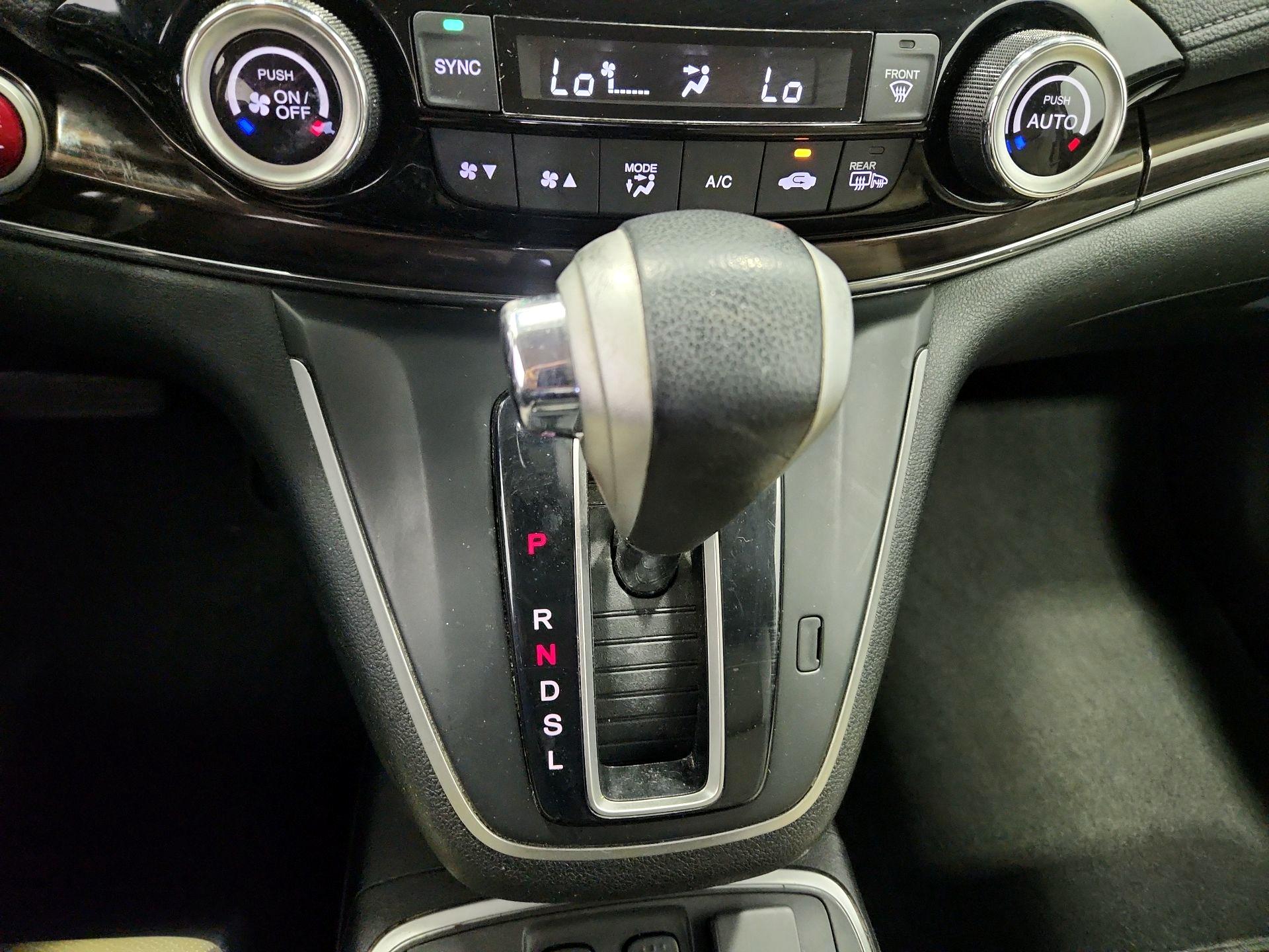 Thumbnail: 2016 Honda CR-V - 17