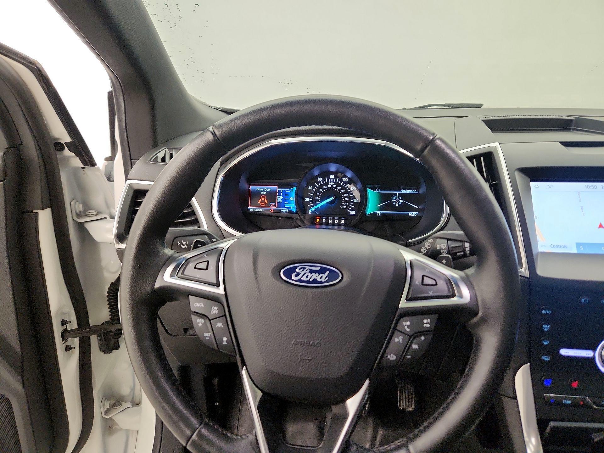 Thumbnail: 2020 Ford Edge - 10