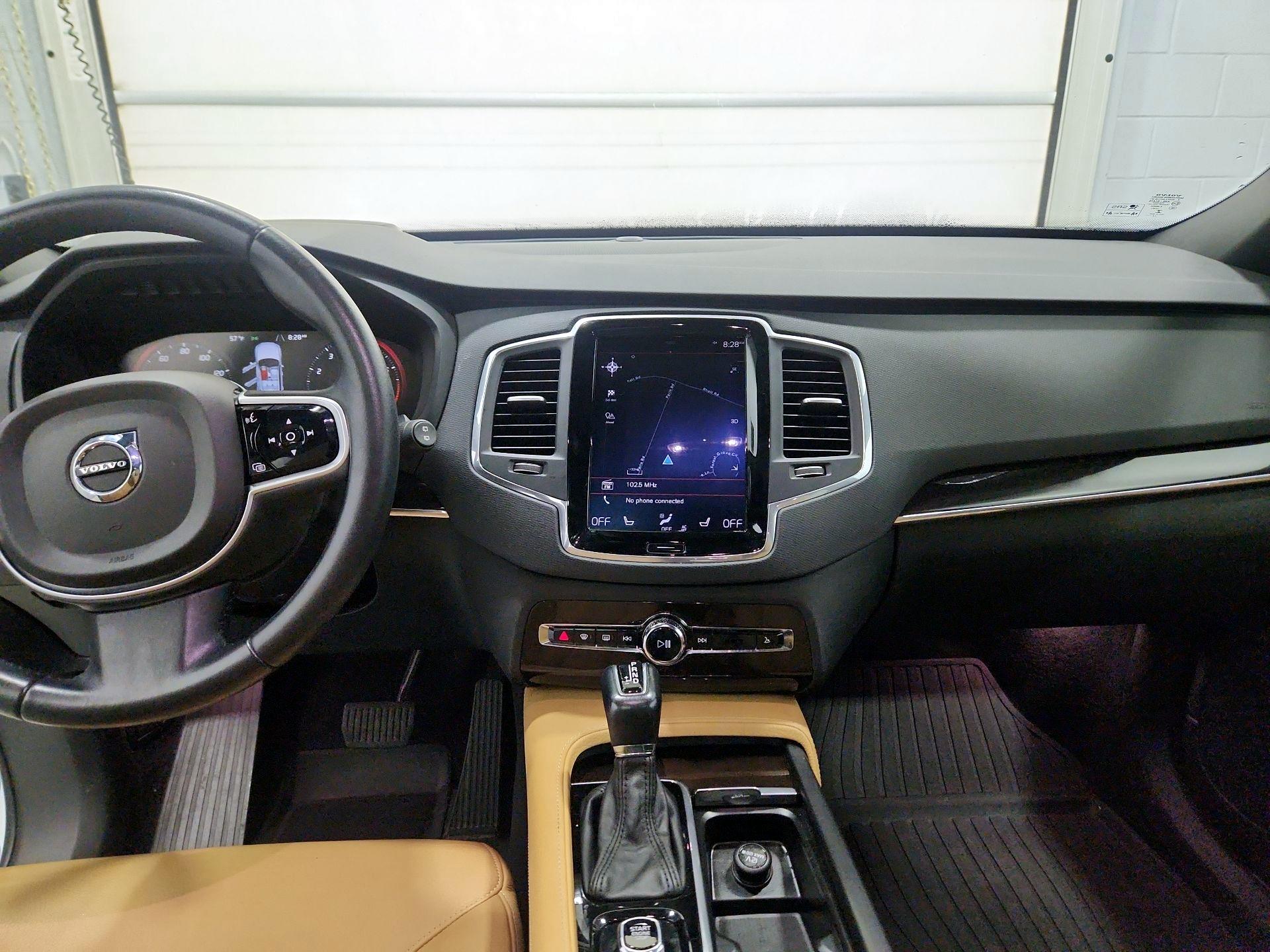 Thumbnail: 2019 Volvo XC90 - 9