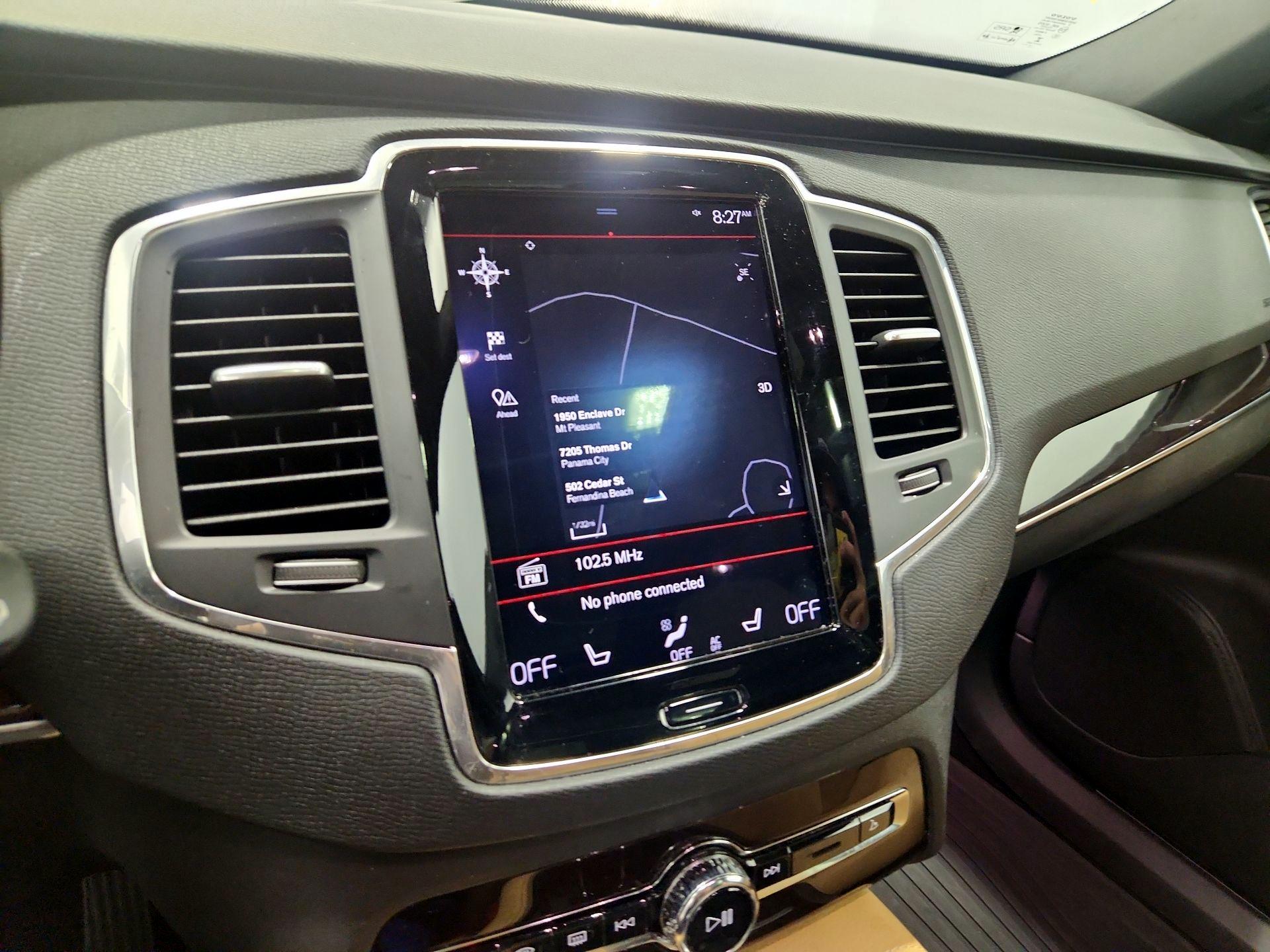 Thumbnail: 2019 Volvo XC90 - 14
