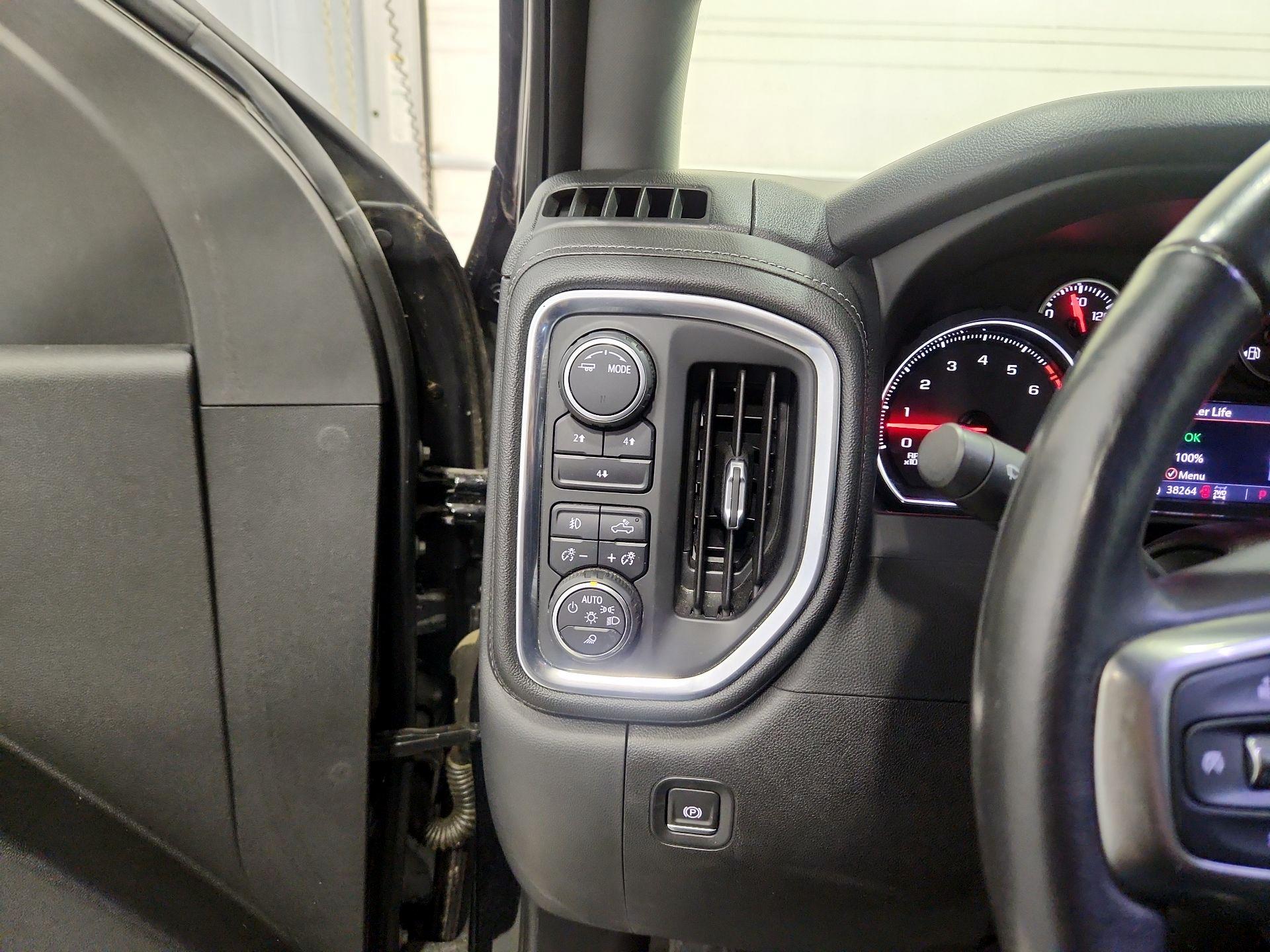 Thumbnail: 2020 Chevrolet Silverado 2500 - 13