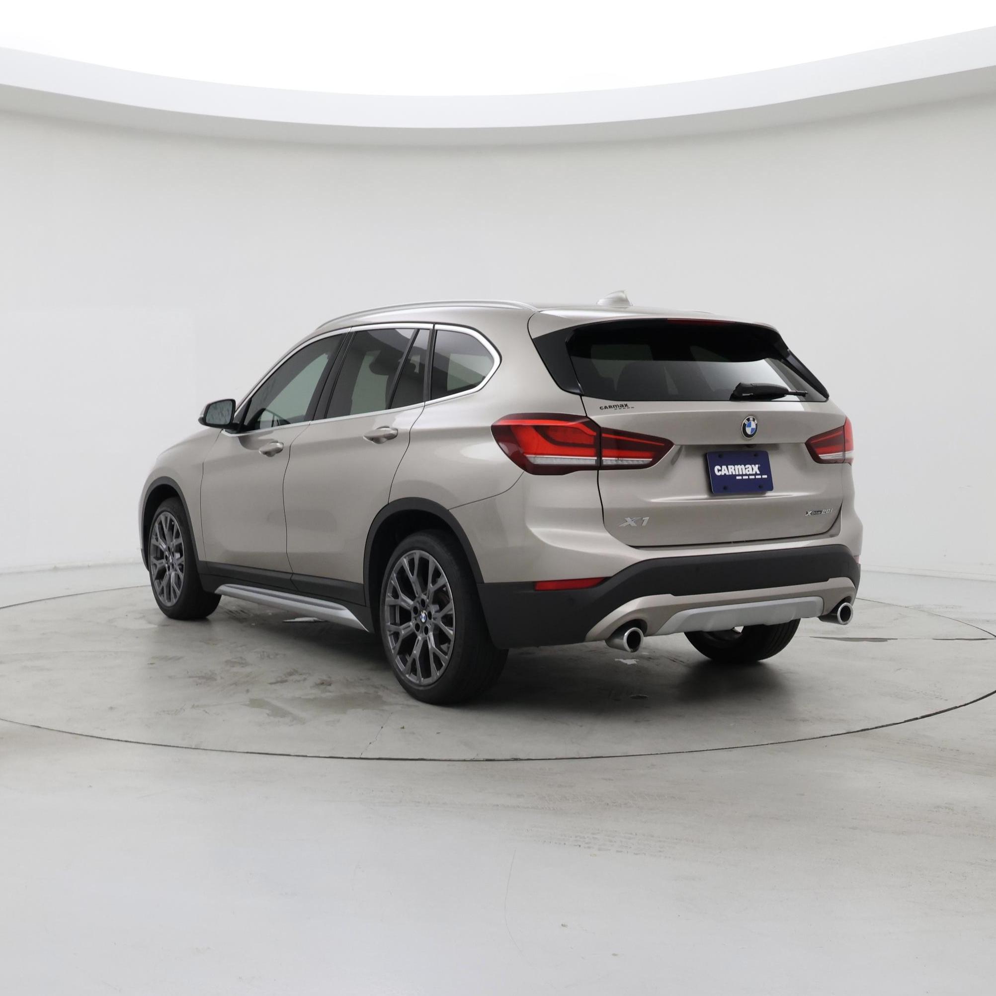 Thumbnail: 2022 BMW X1 - 2