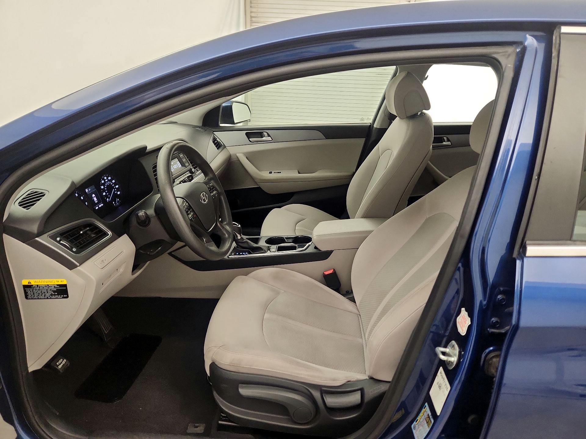 Thumbnail: 2017 Hyundai Sonata - 11