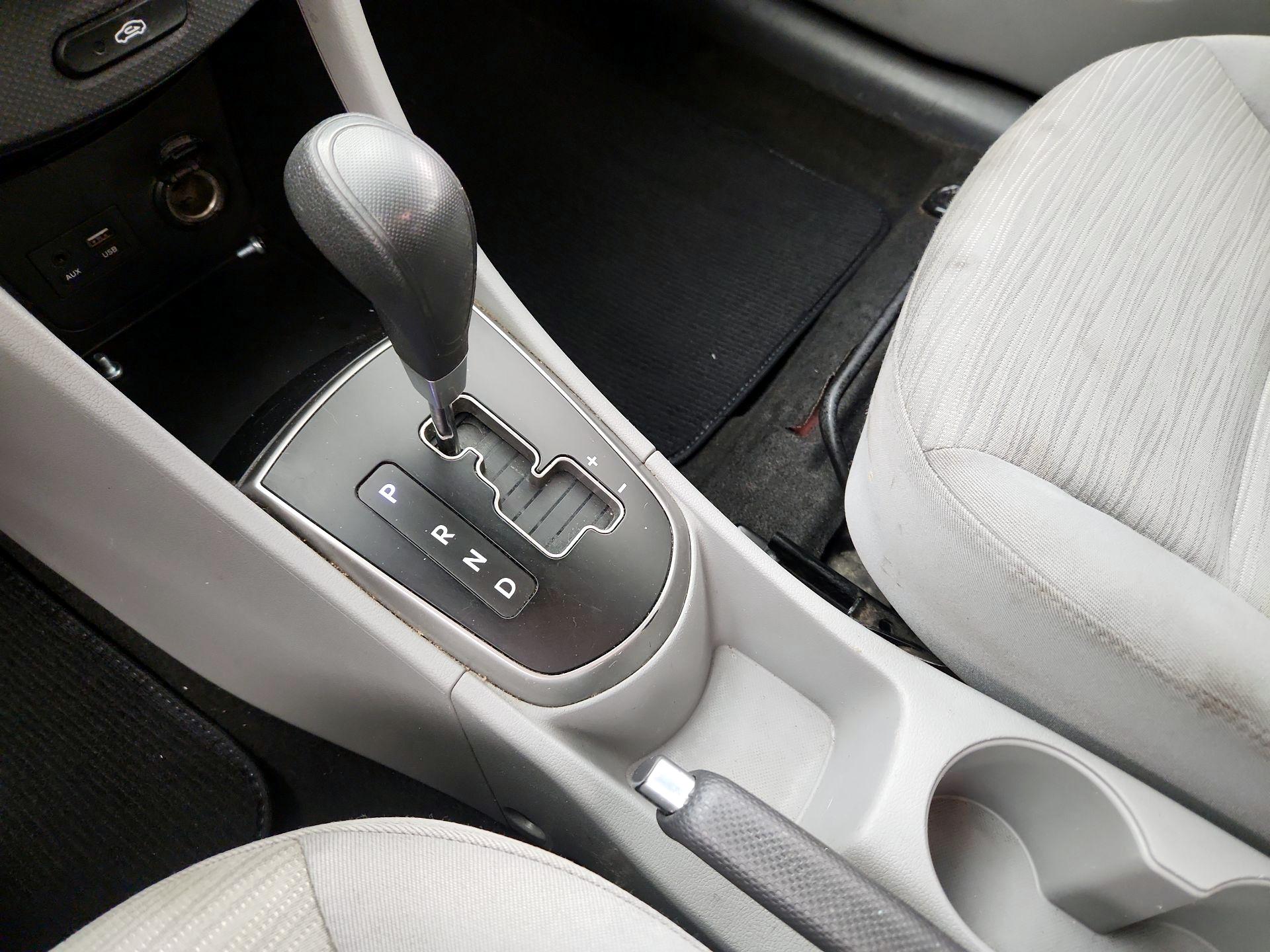 Thumbnail: 2017 Hyundai Accent - 16