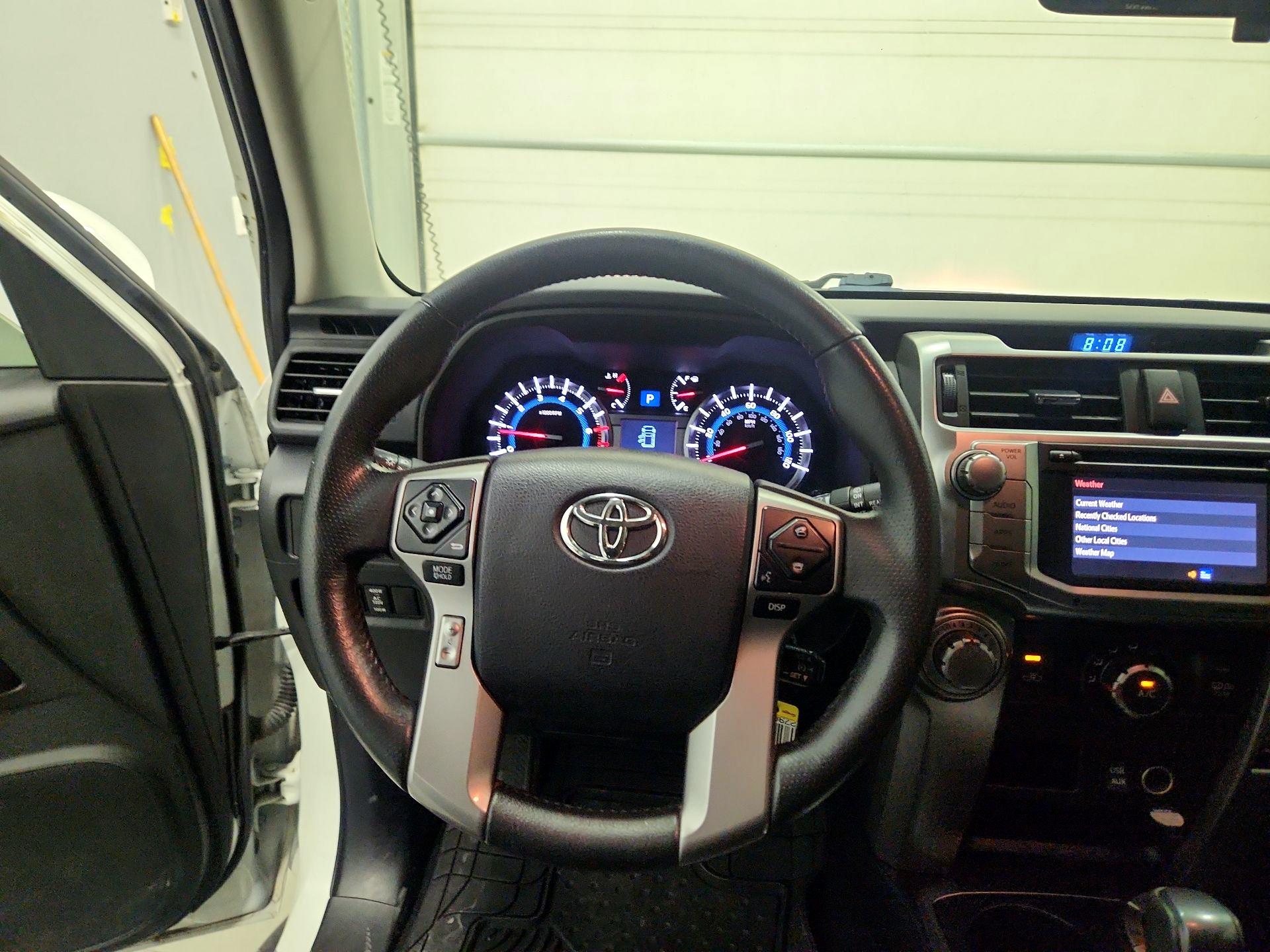 Thumbnail: 2017 Toyota 4Runner - 10
