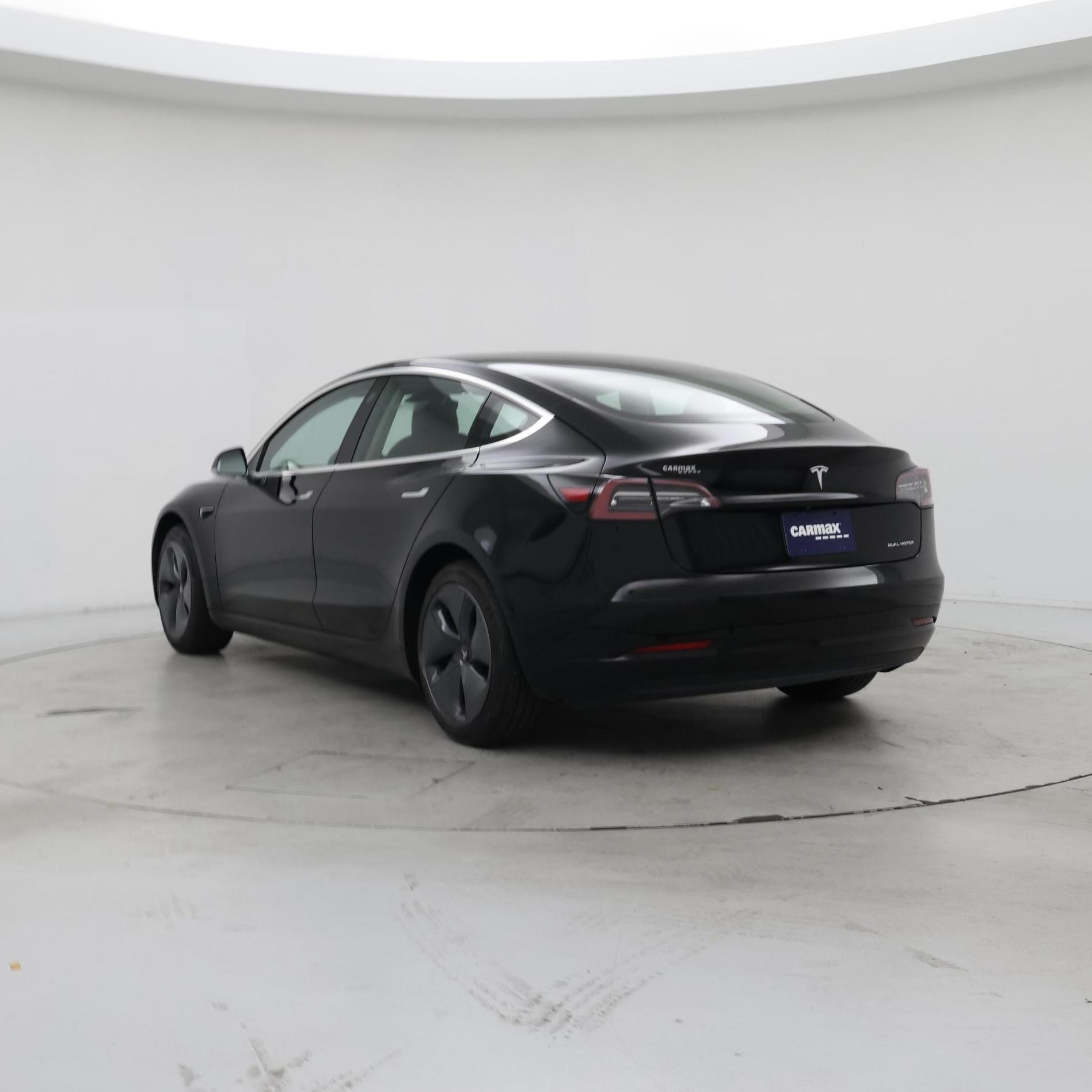 Thumbnail: 2019 Tesla Model 3 - 2