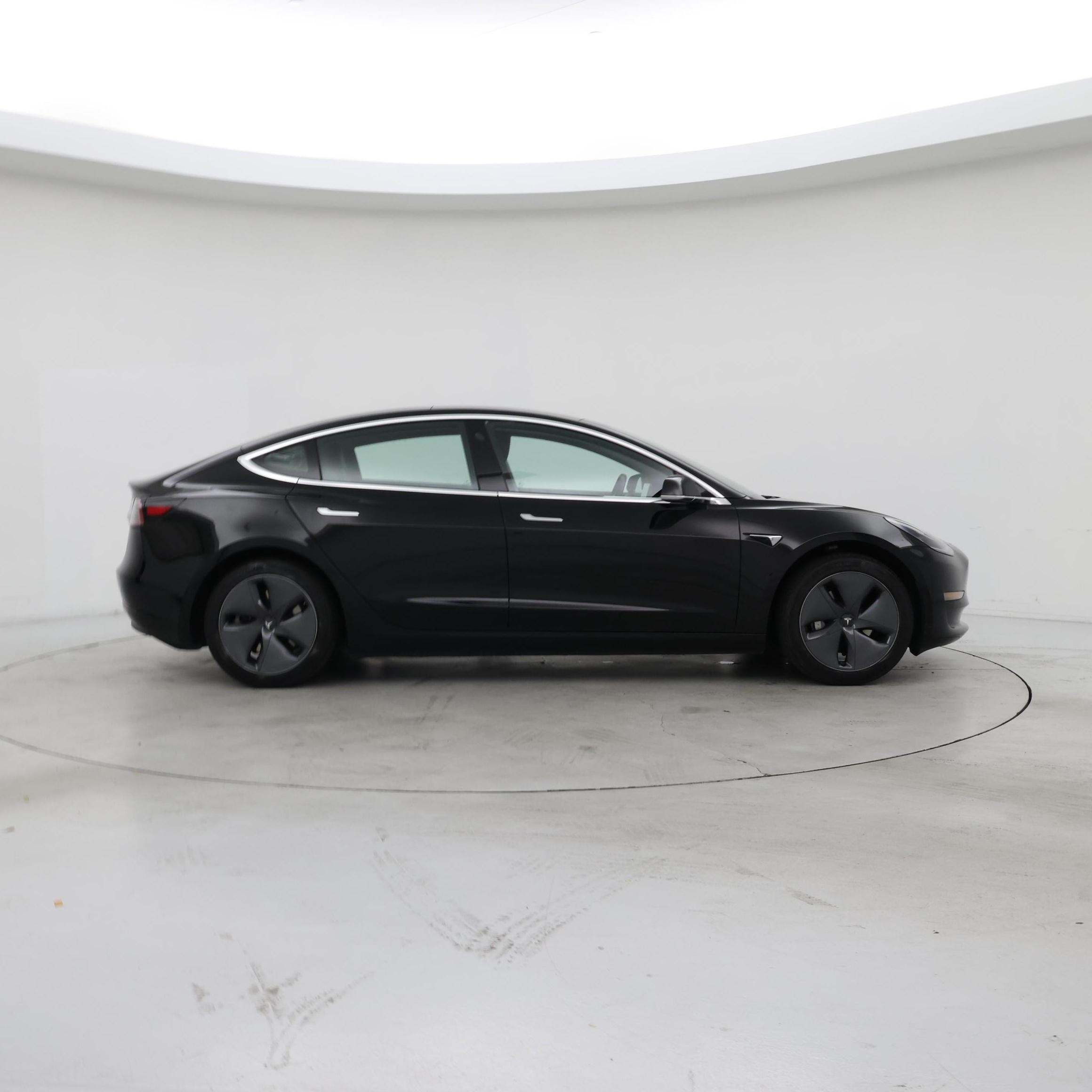 Thumbnail: 2019 Tesla Model 3 - 7