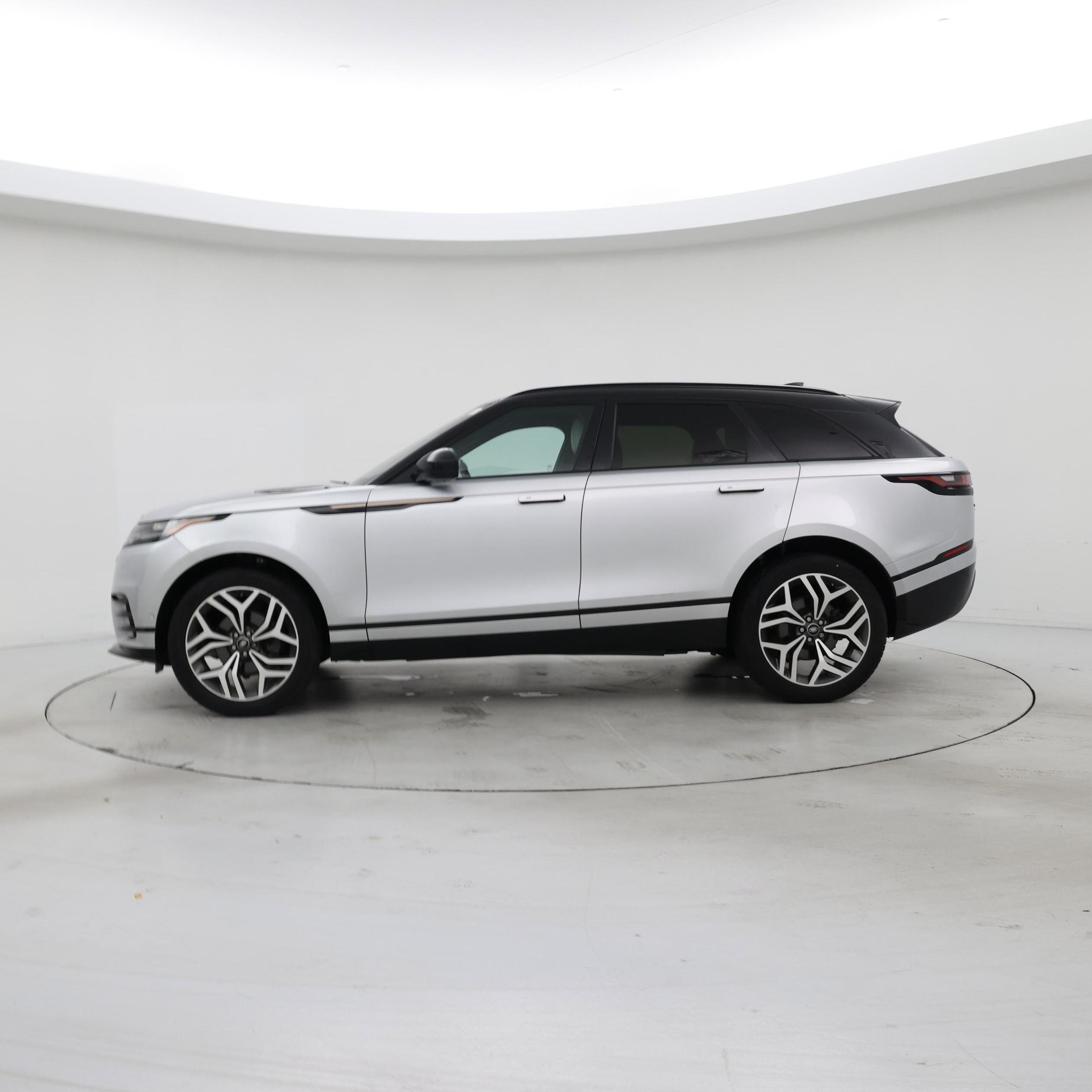 Thumbnail: 2019 Land Rover Range Rover Velar - 3