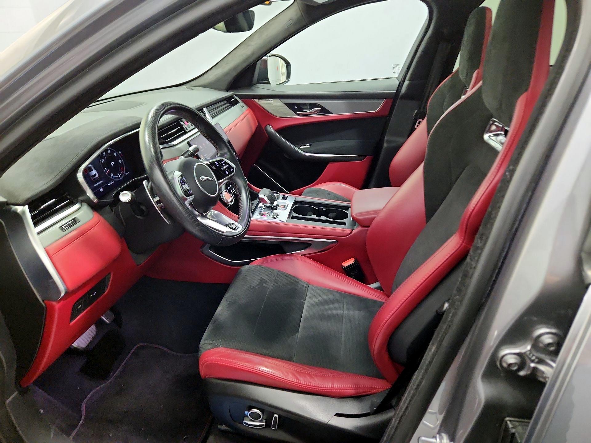 Thumbnail: 2021 Jaguar F-Pace - 11