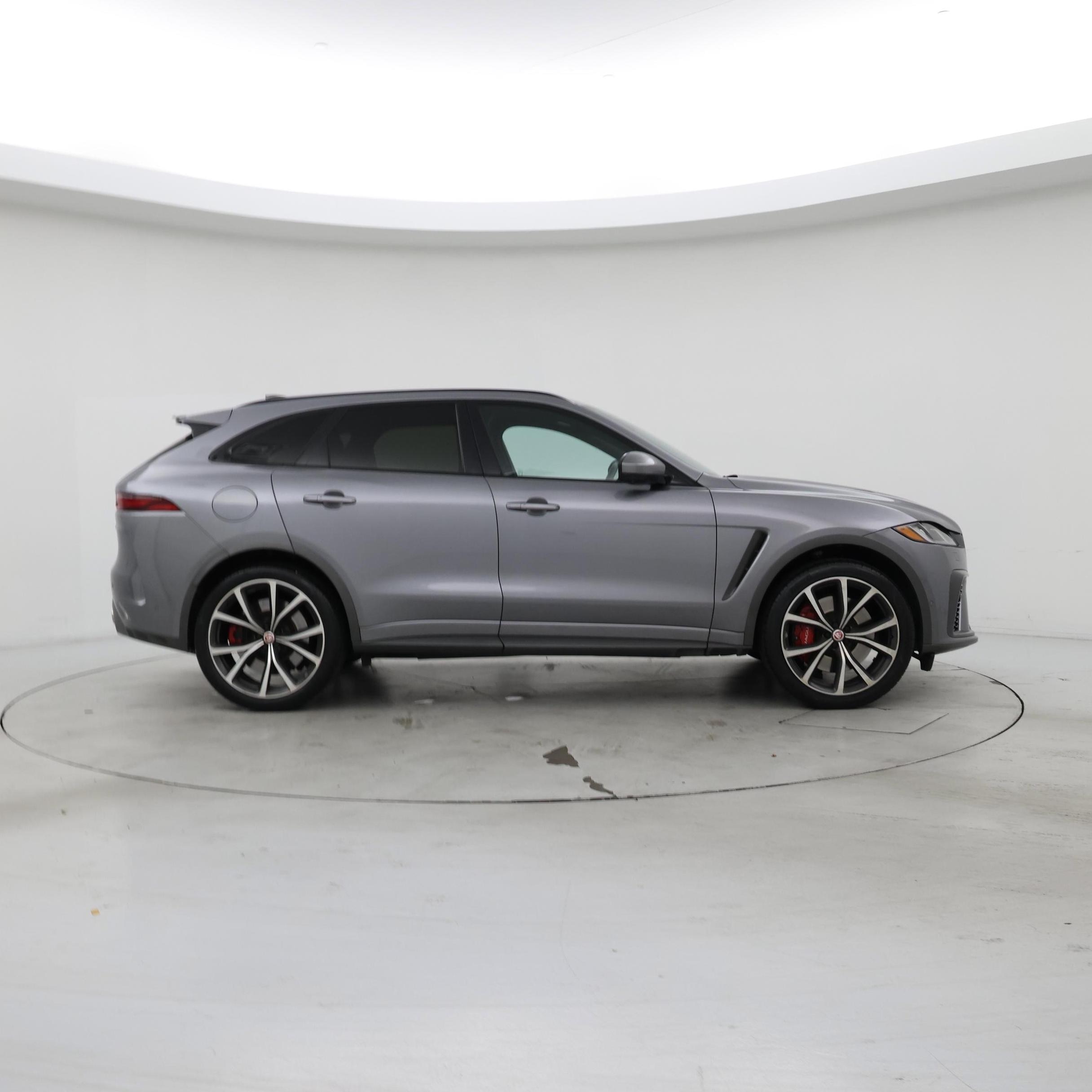 Thumbnail: 2021 Jaguar F-Pace - 7