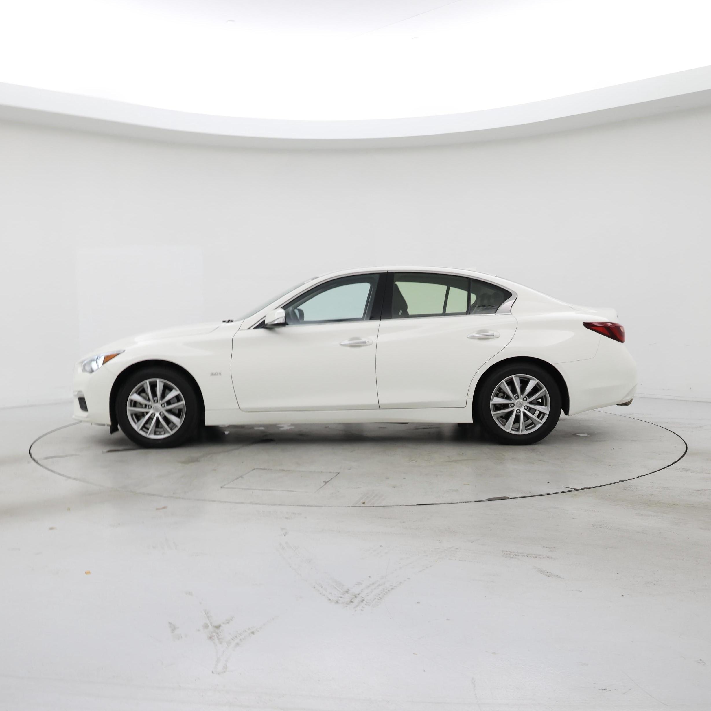 Thumbnail: 2019 INFINITI Q50 - 3
