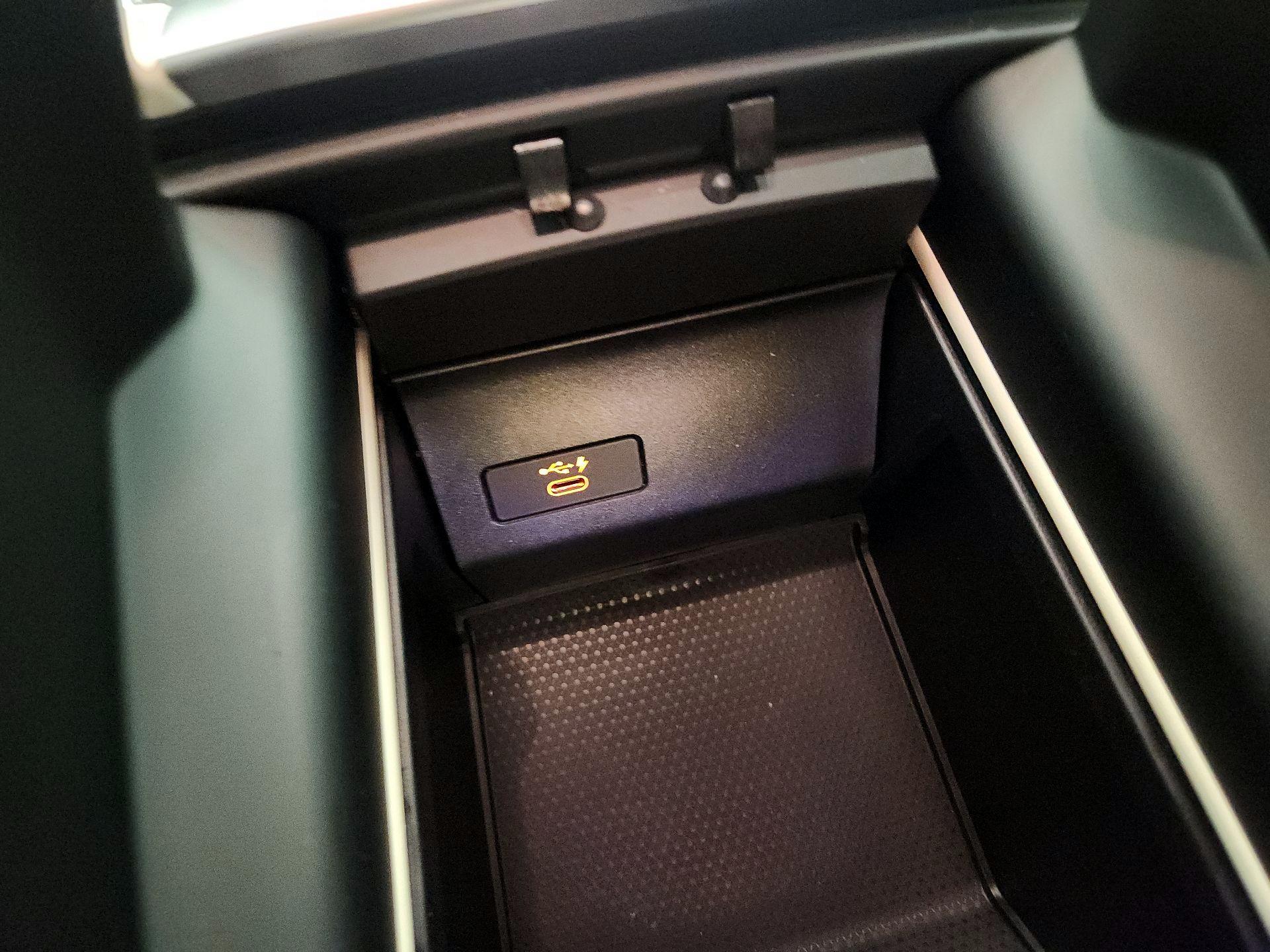 Thumbnail: 2022 BMW X5 - 19