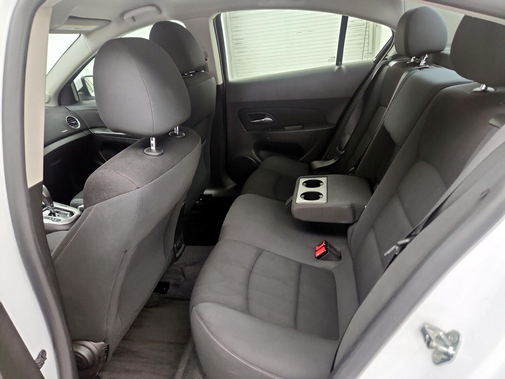 Thumbnail: 2015 Chevrolet Cruze - 17