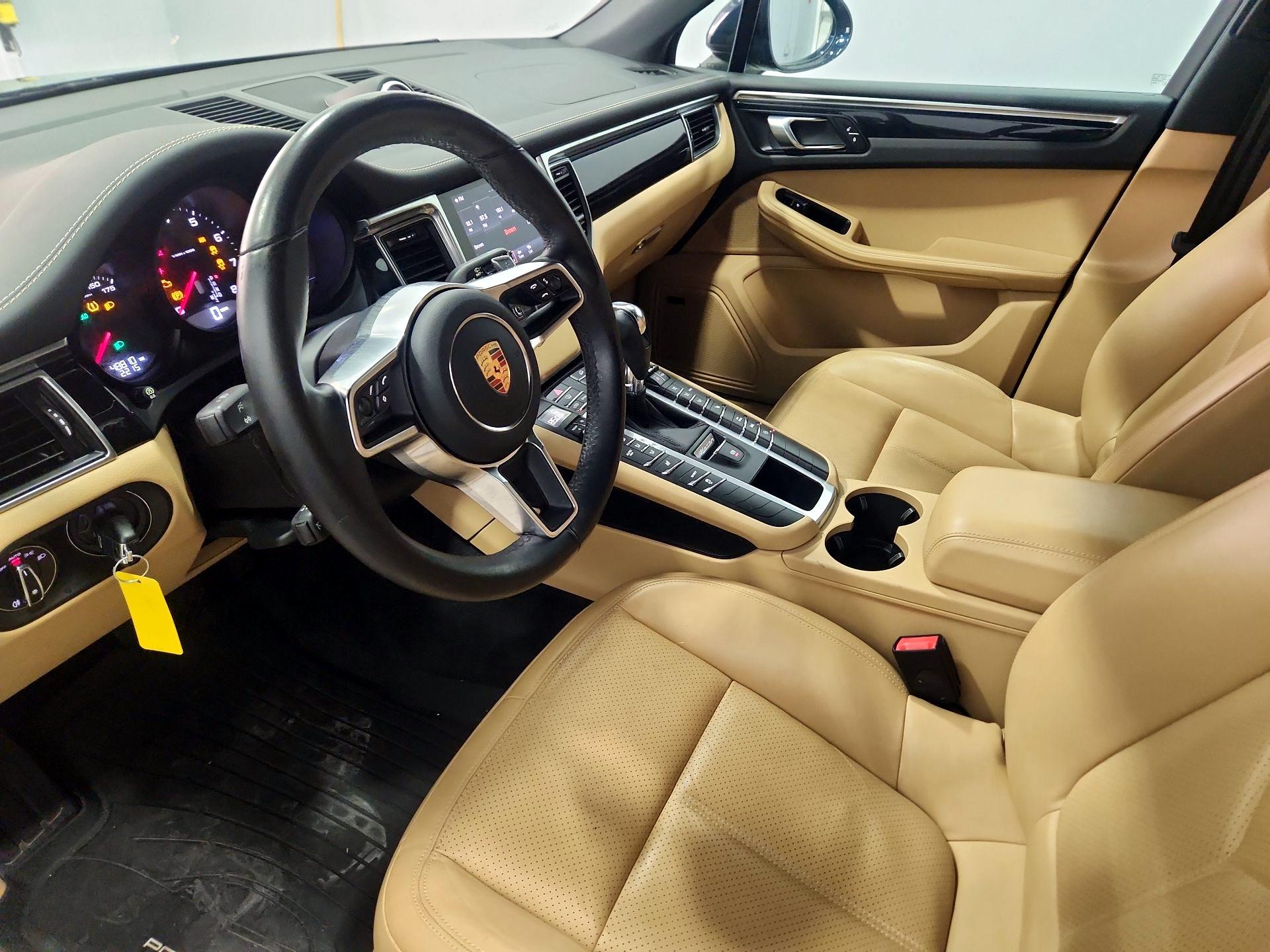 Thumbnail: 2018 Porsche Macan - 11