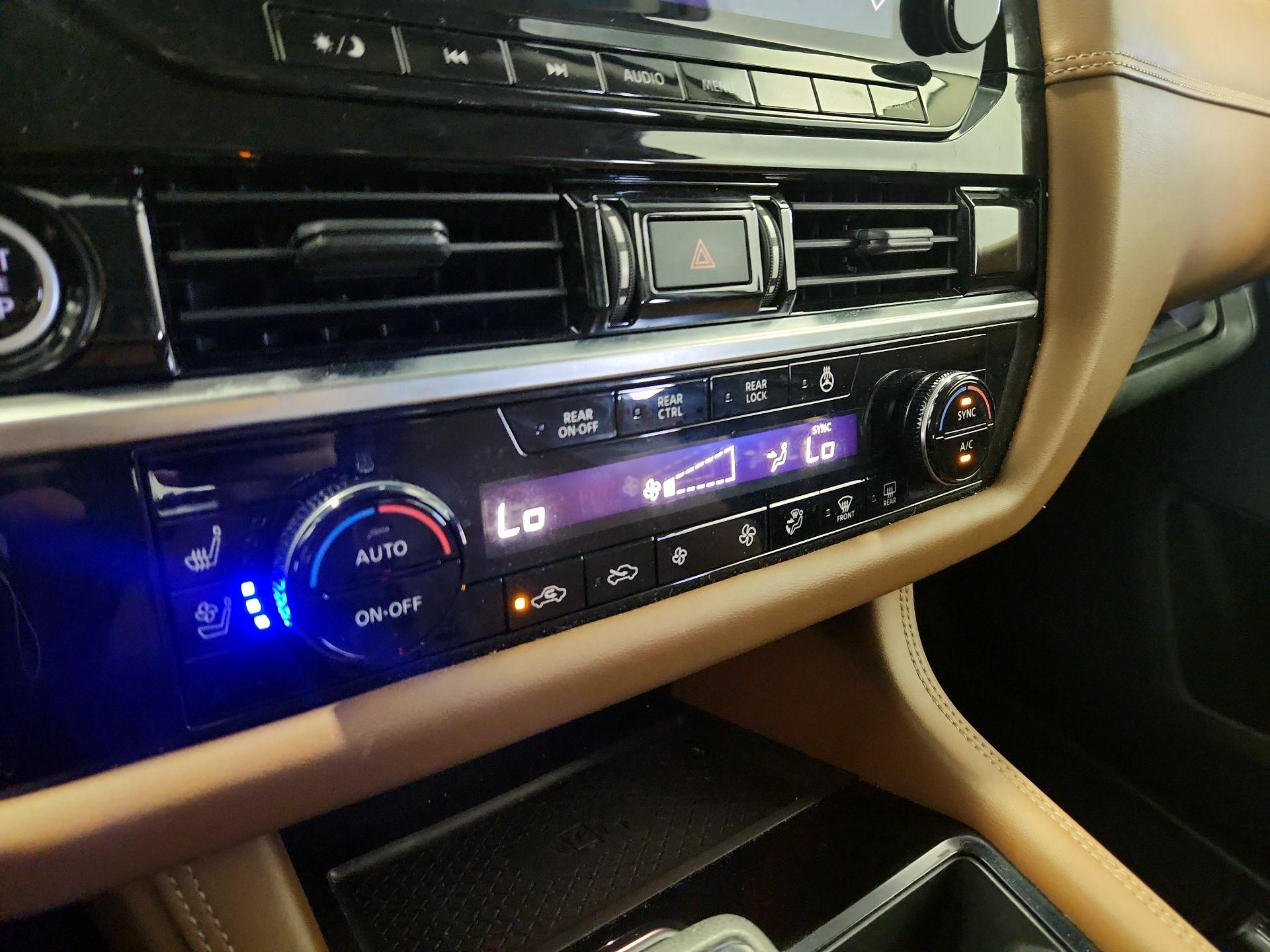 Thumbnail: 2023 Nissan Pathfinder - 17