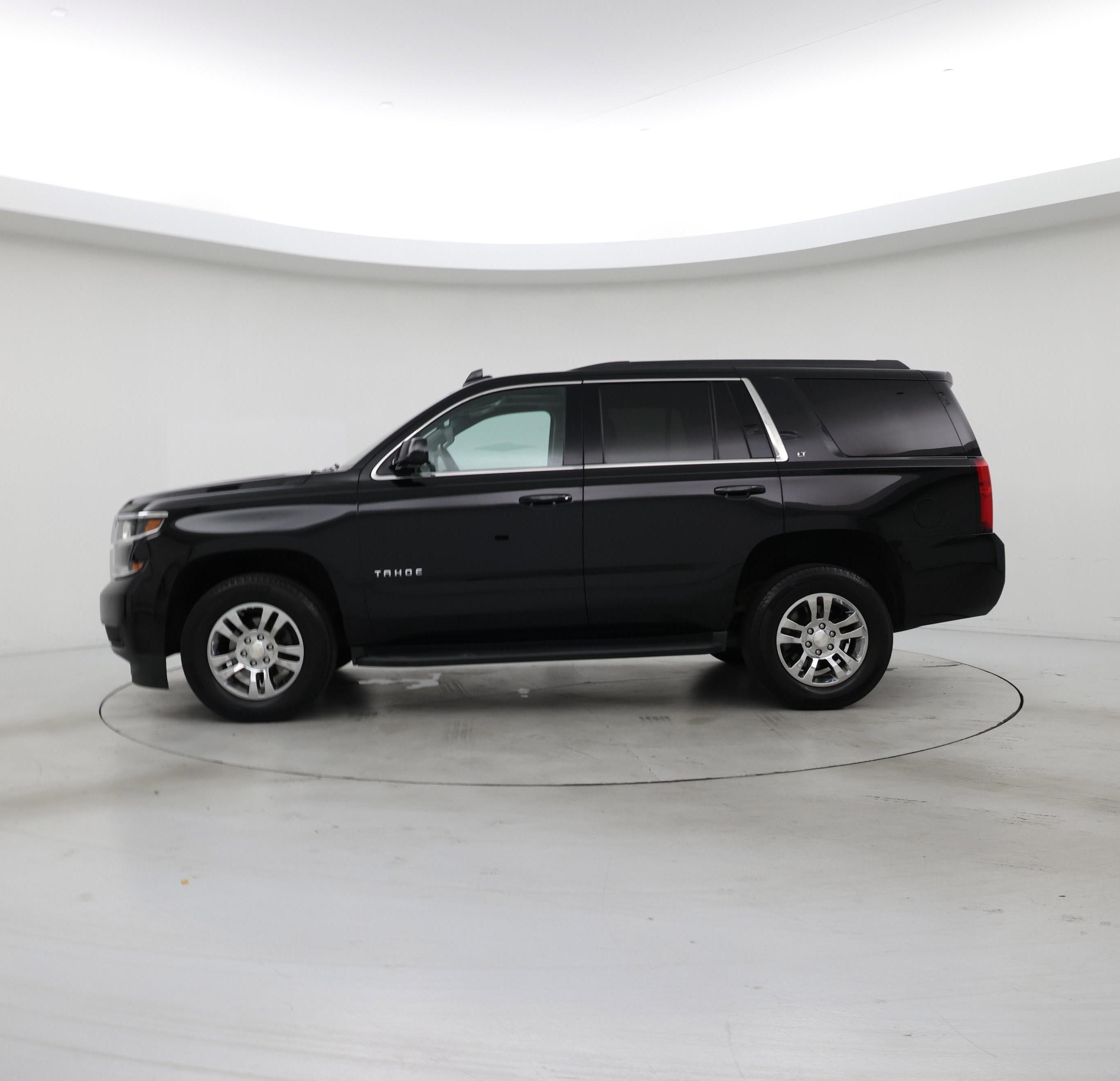 Thumbnail: 2019 Chevrolet Tahoe - 3
