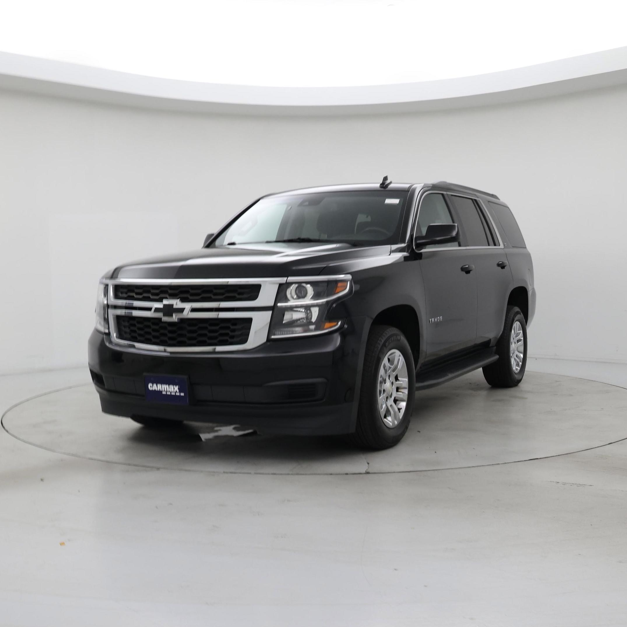 Thumbnail: 2019 Chevrolet Tahoe - 4