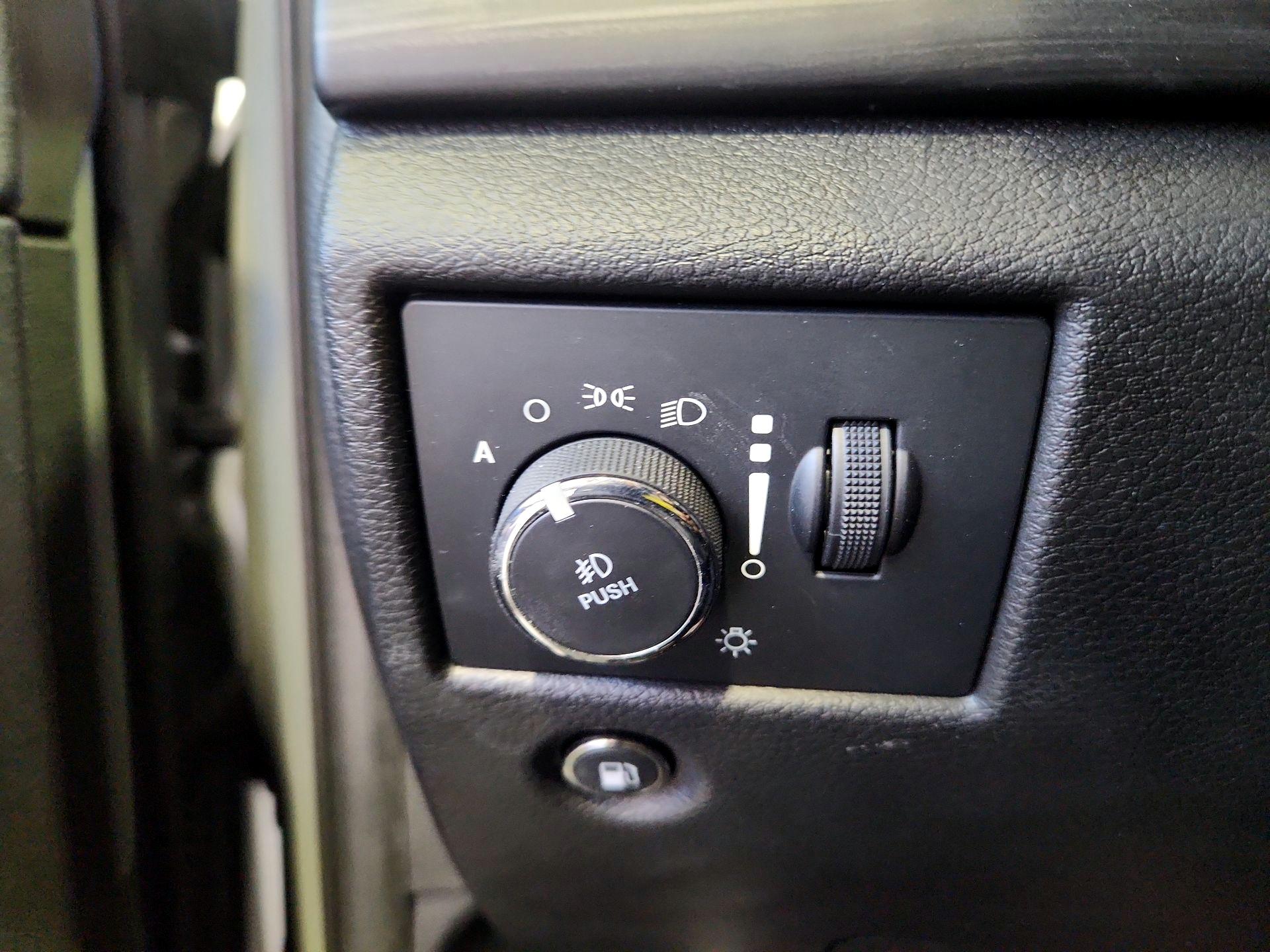 Thumbnail: 2021 Jeep Grand Cherokee - 13
