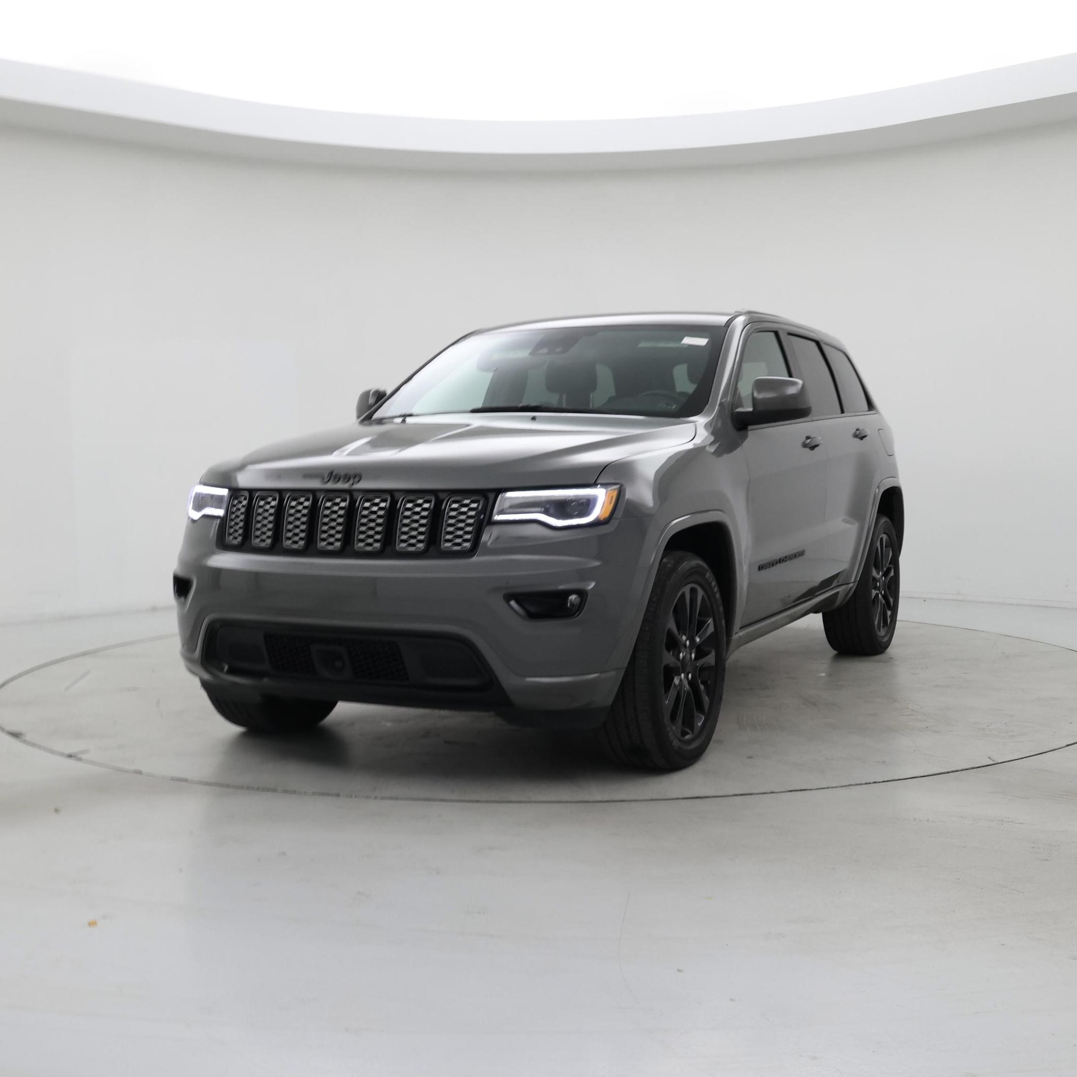 Thumbnail: 2021 Jeep Grand Cherokee - 4