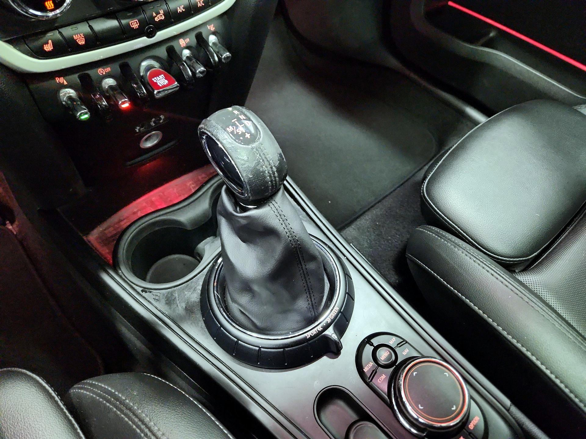 Thumbnail: 2017 MINI Cooper Countryman - 18