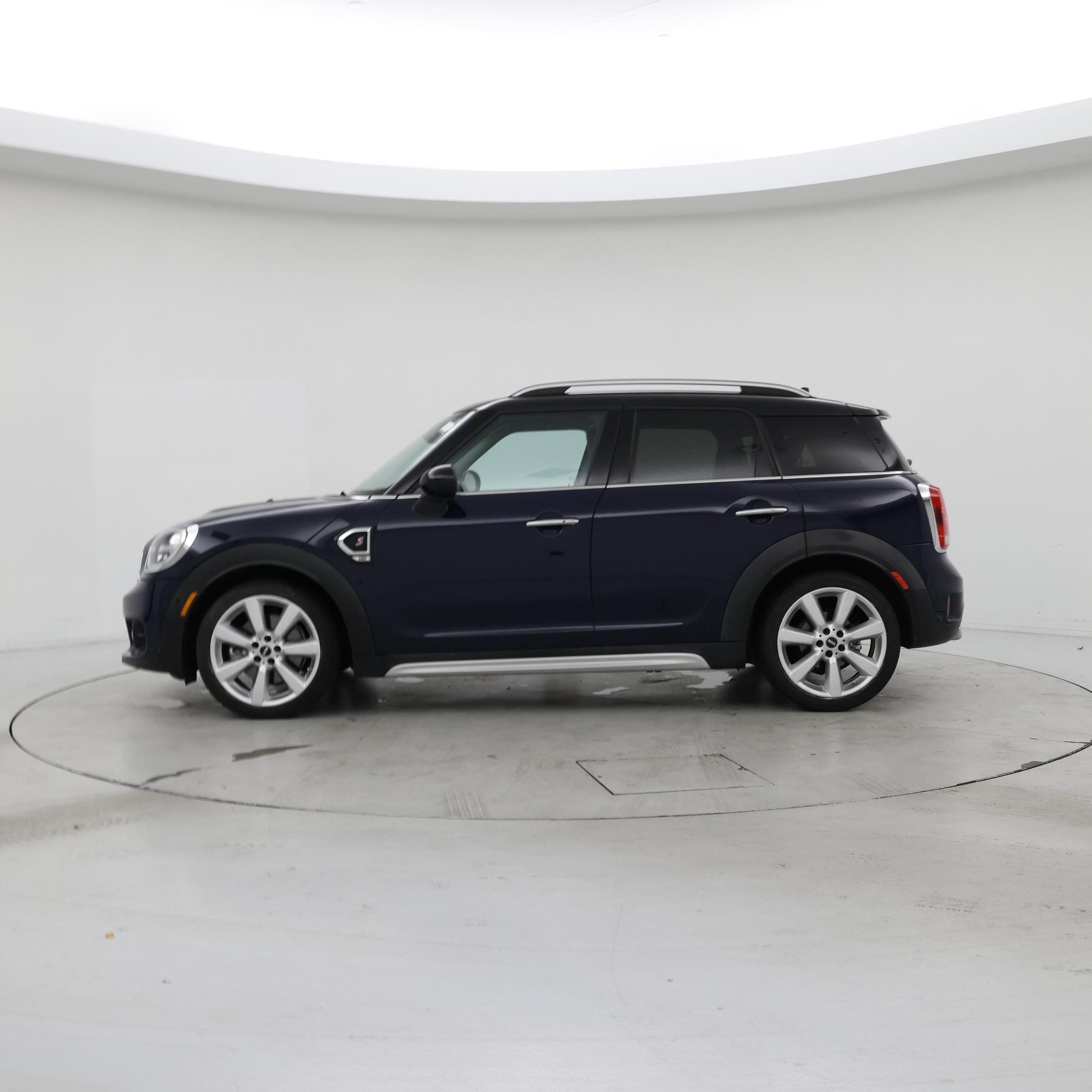 Thumbnail: 2017 MINI Cooper Countryman - 3