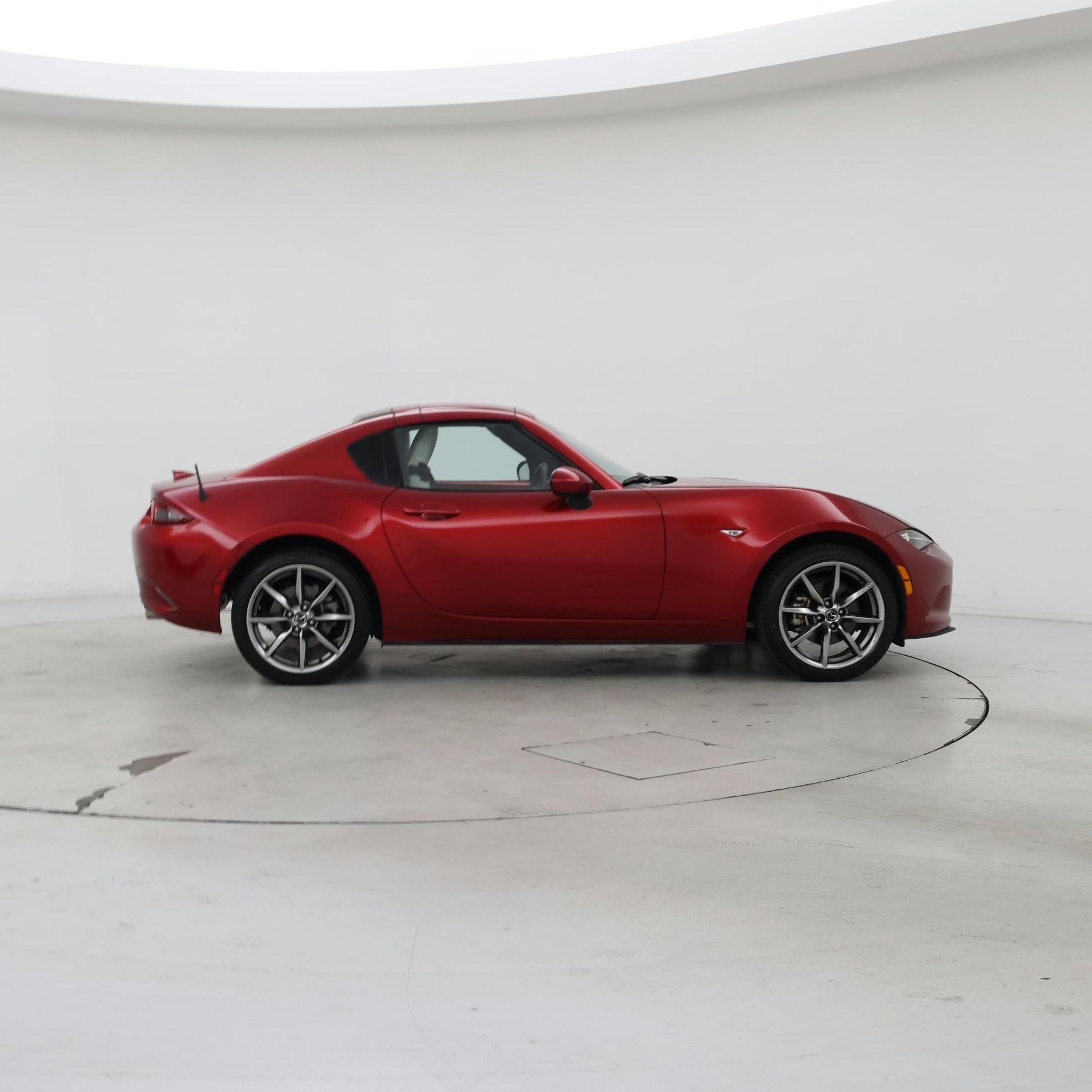 Thumbnail: 2021 Mazda MX-5 Miata - 7