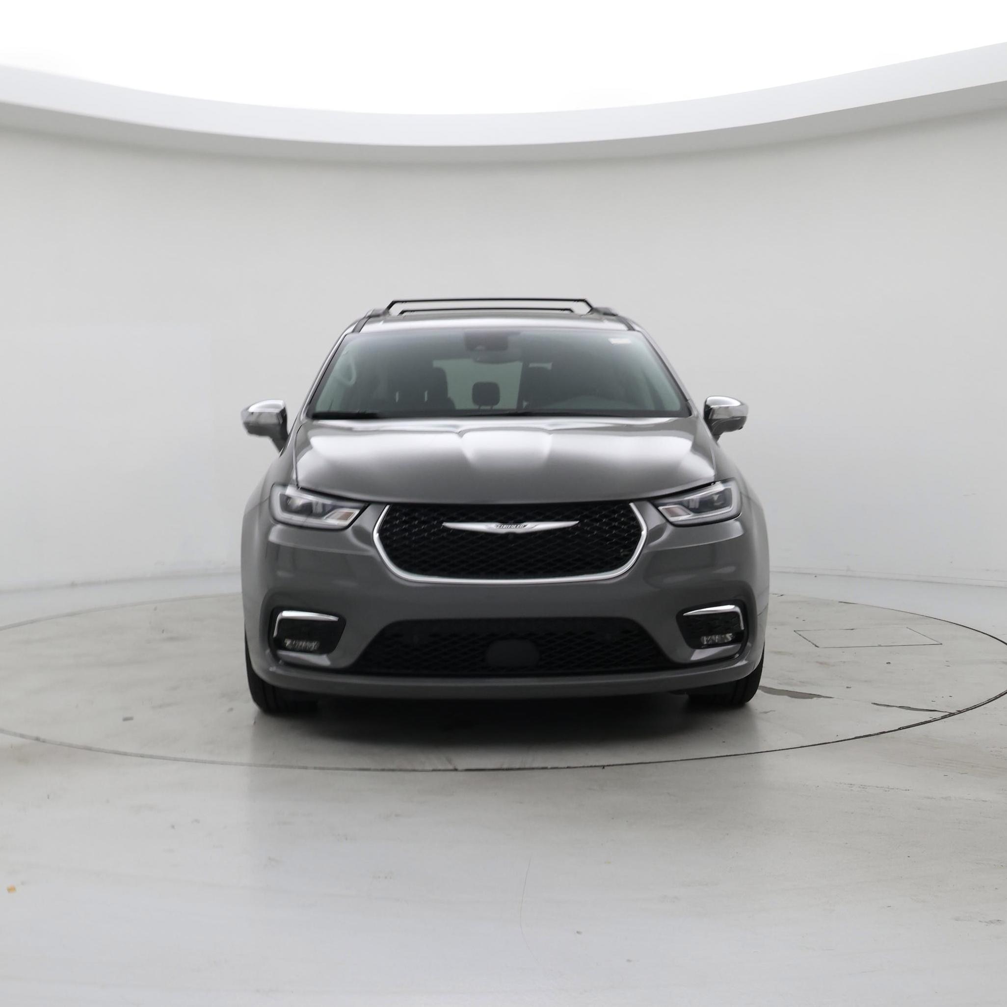 Thumbnail: 2022 Chrysler Pacifica - 5