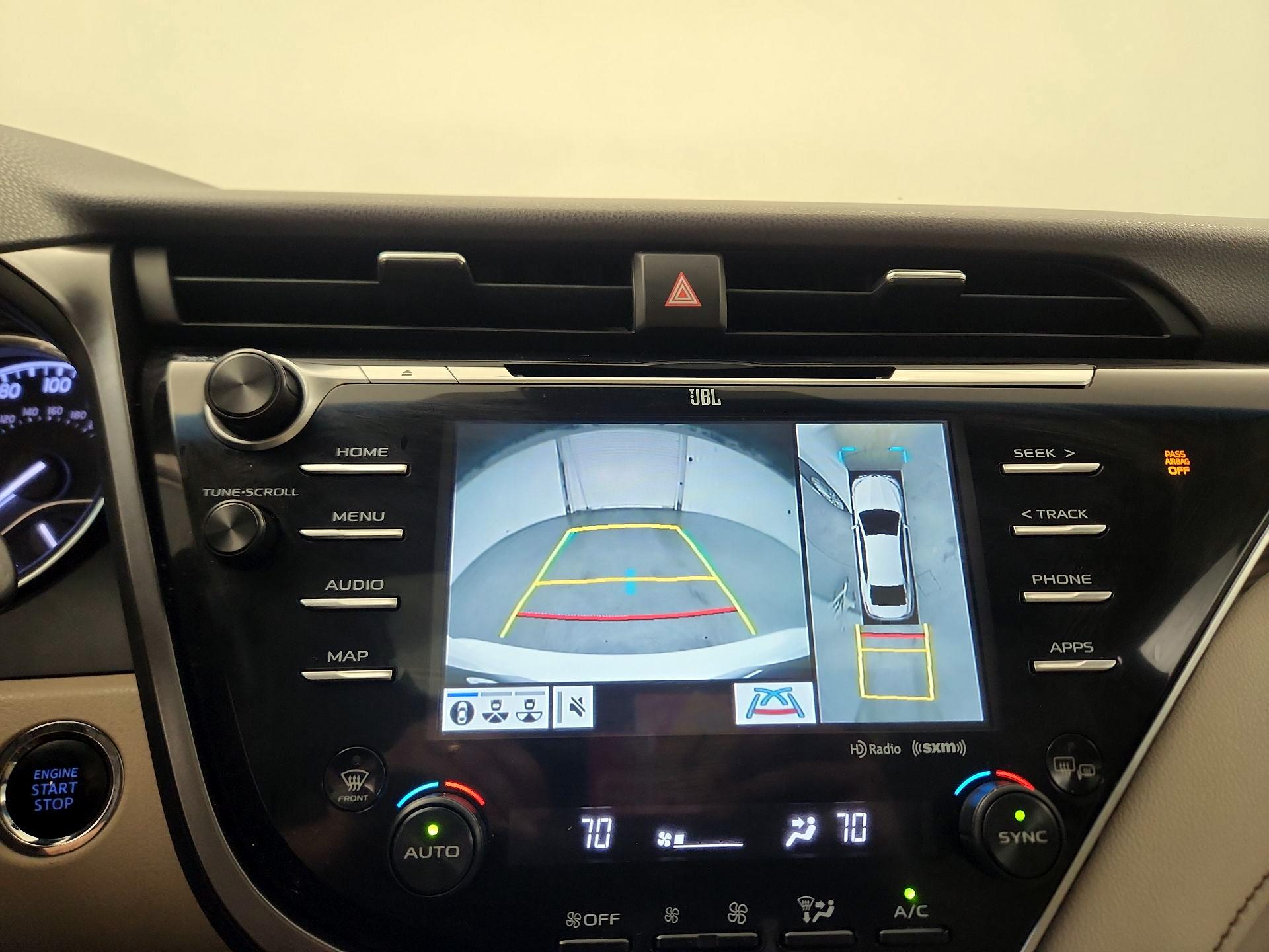 Thumbnail: 2018 Toyota Camry - 13