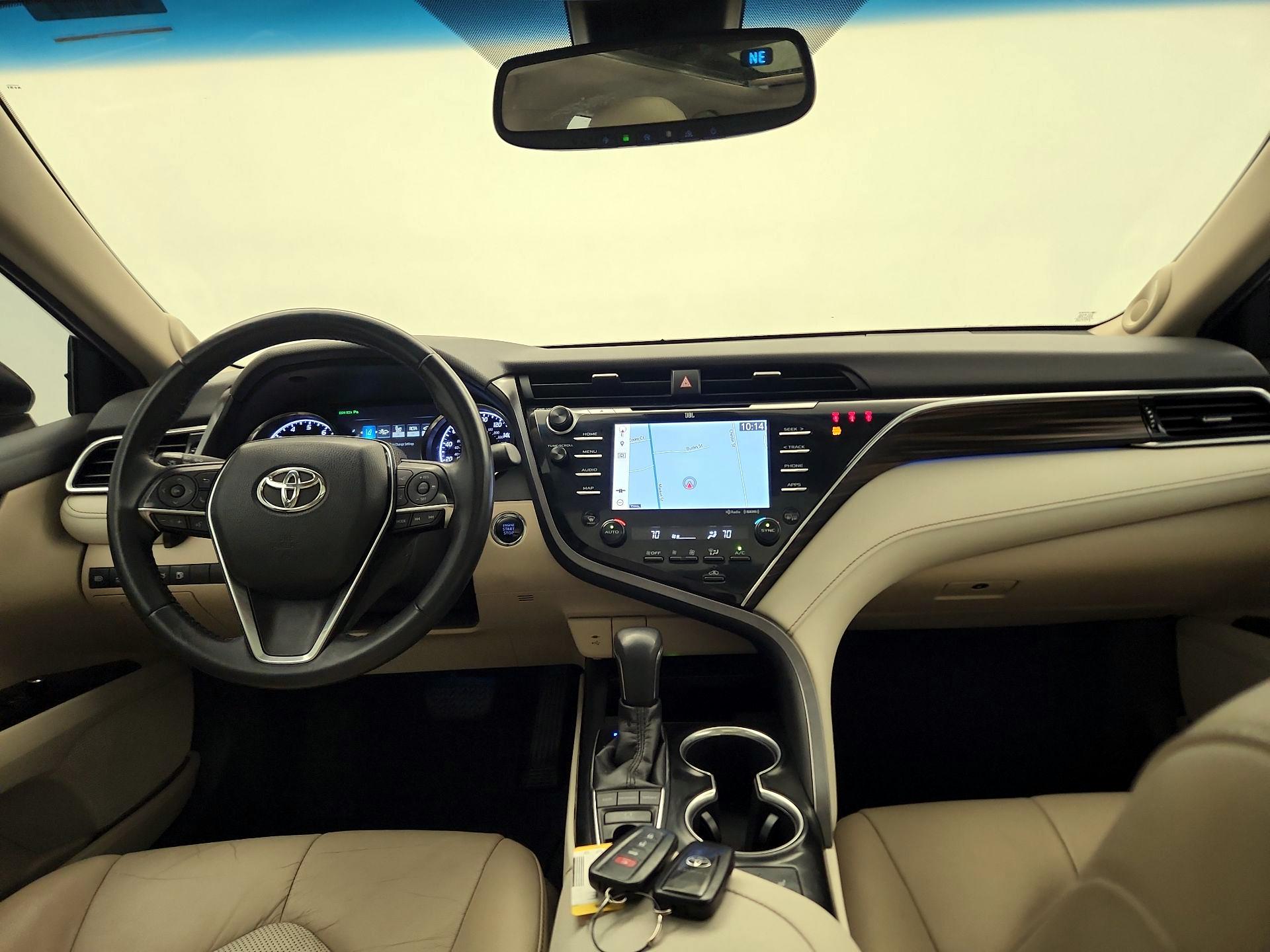 Thumbnail: 2018 Toyota Camry - 8