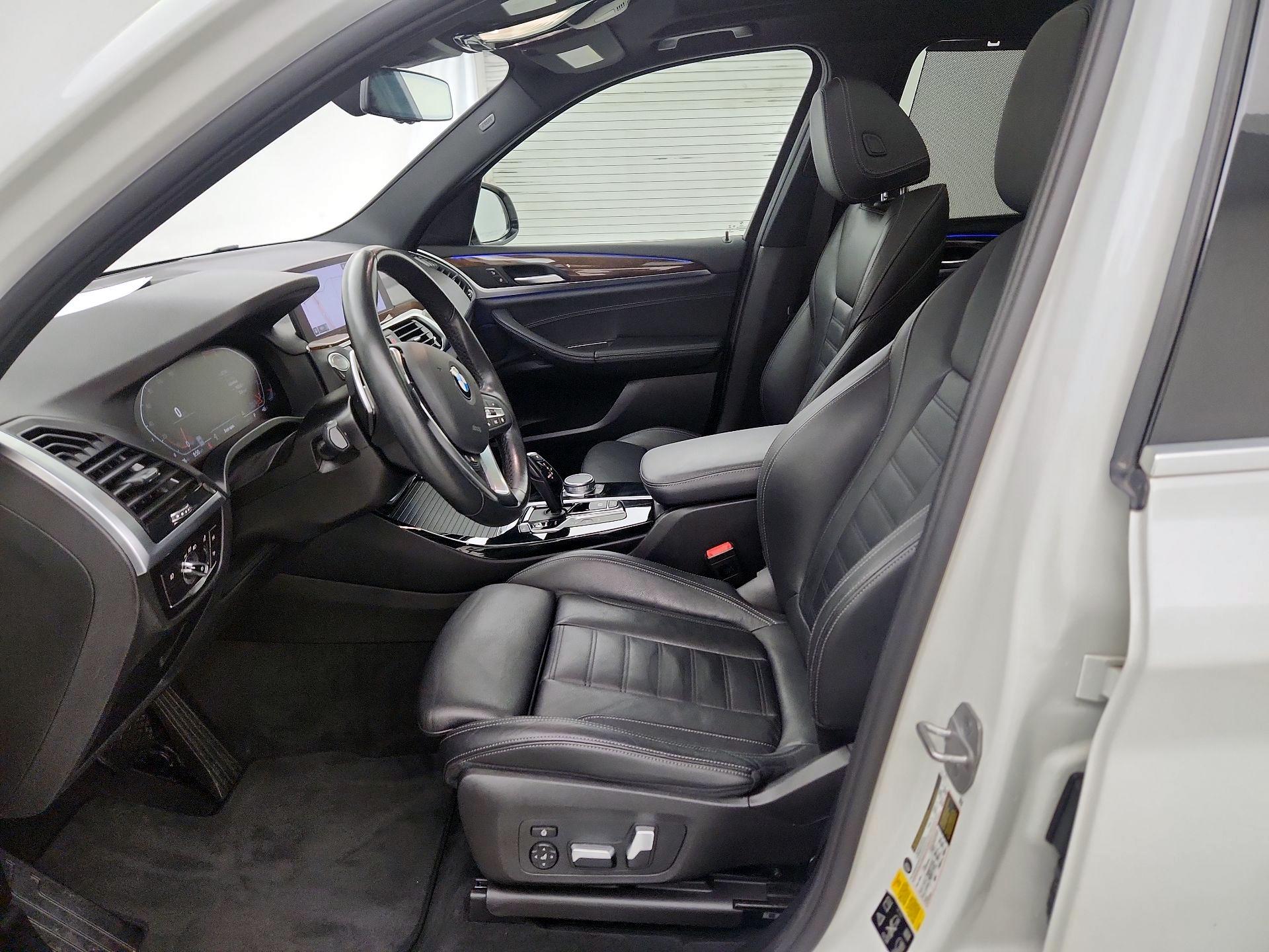 Thumbnail: 2021 BMW X3 - 11